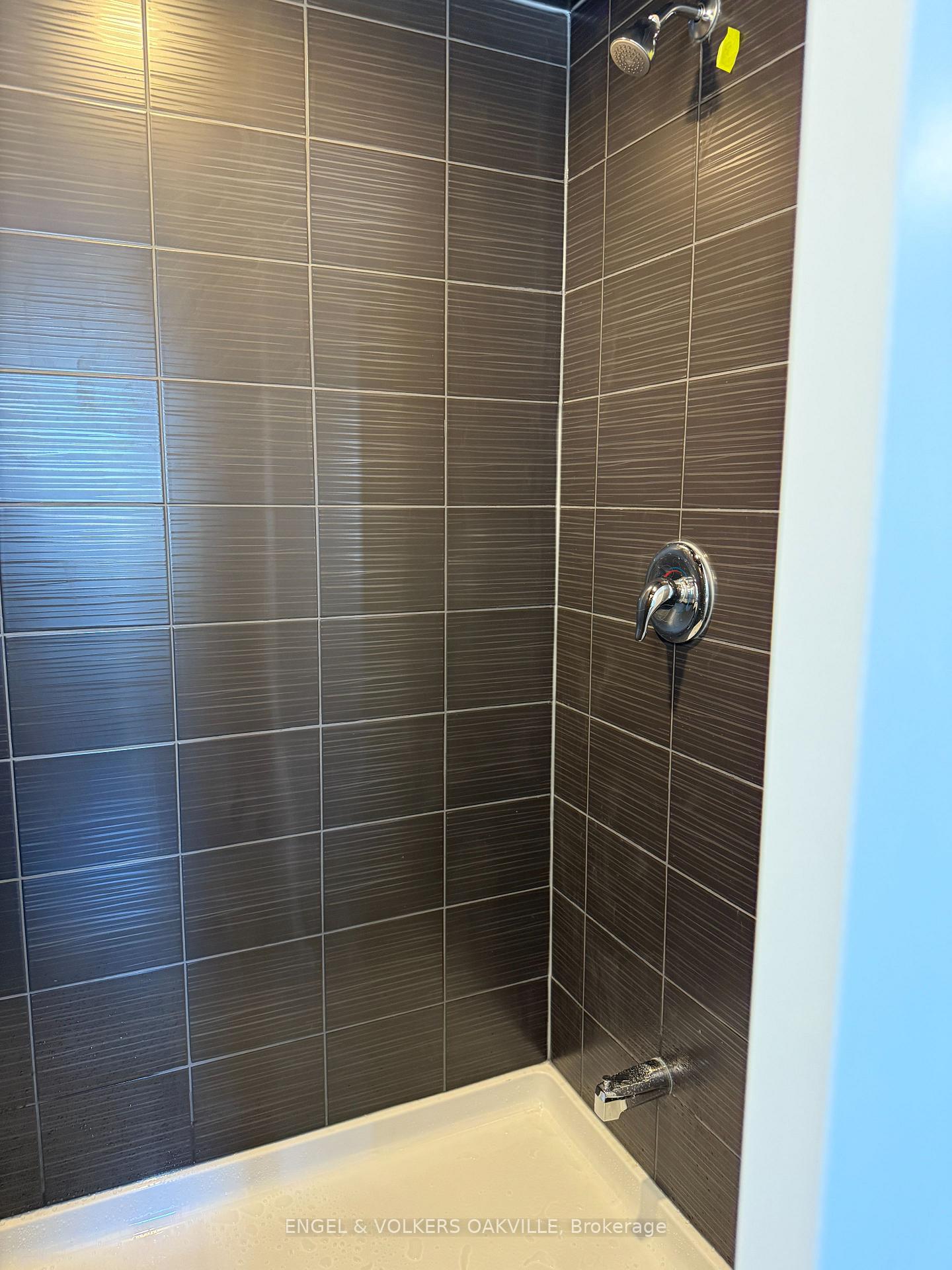 Photo 7 of 188 Westbridge Avenue, Welland, Dain City — HOMEH