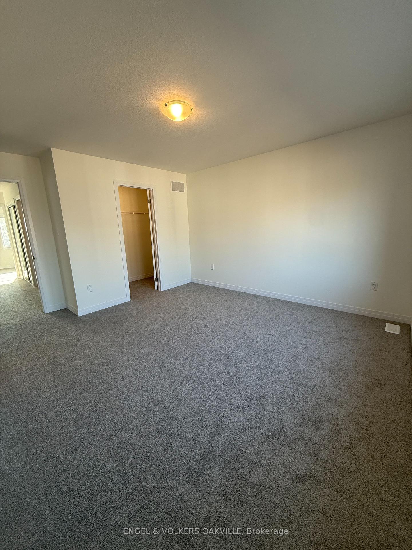 Photo 14 of 188 Westbridge Avenue, Welland, Dain City — HOMEH