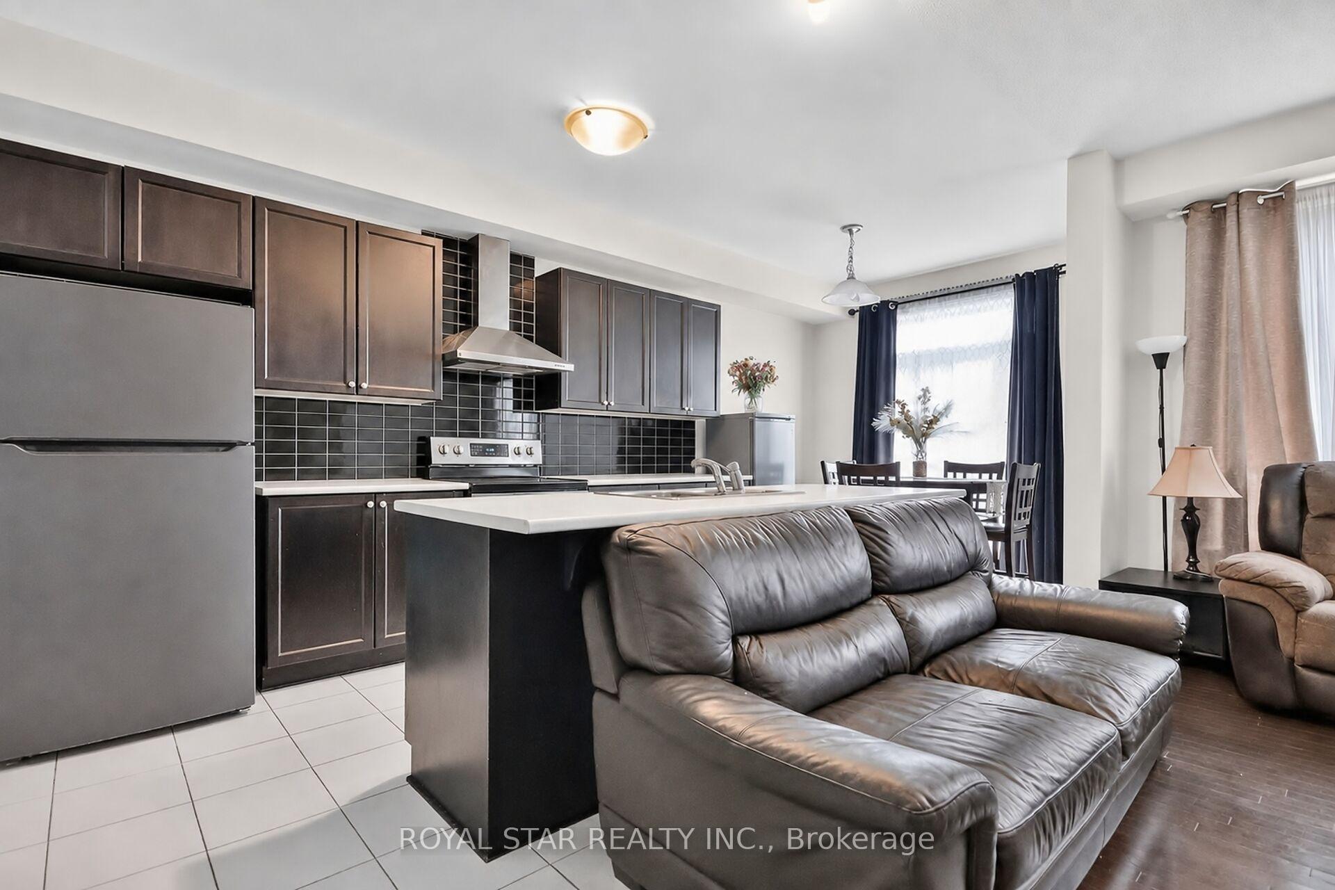 Photo 6 of 479 Stalwart Crescent, Ottawa, Blossom Park/Kemp Park/Findlay Creek — HOMEH