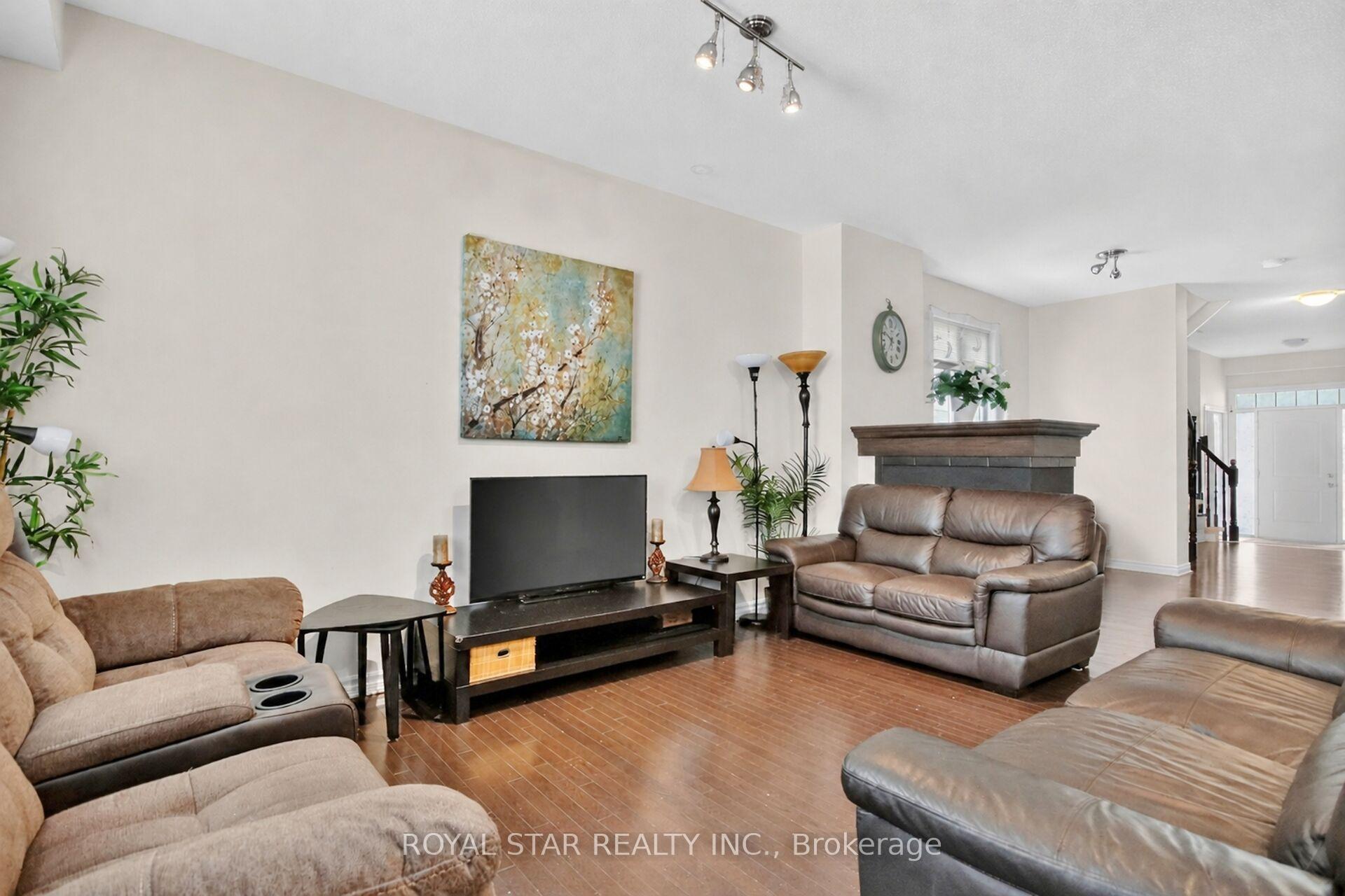 Photo 12 of 479 Stalwart Crescent, Ottawa, Blossom Park/Kemp Park/Findlay Creek — HOMEH