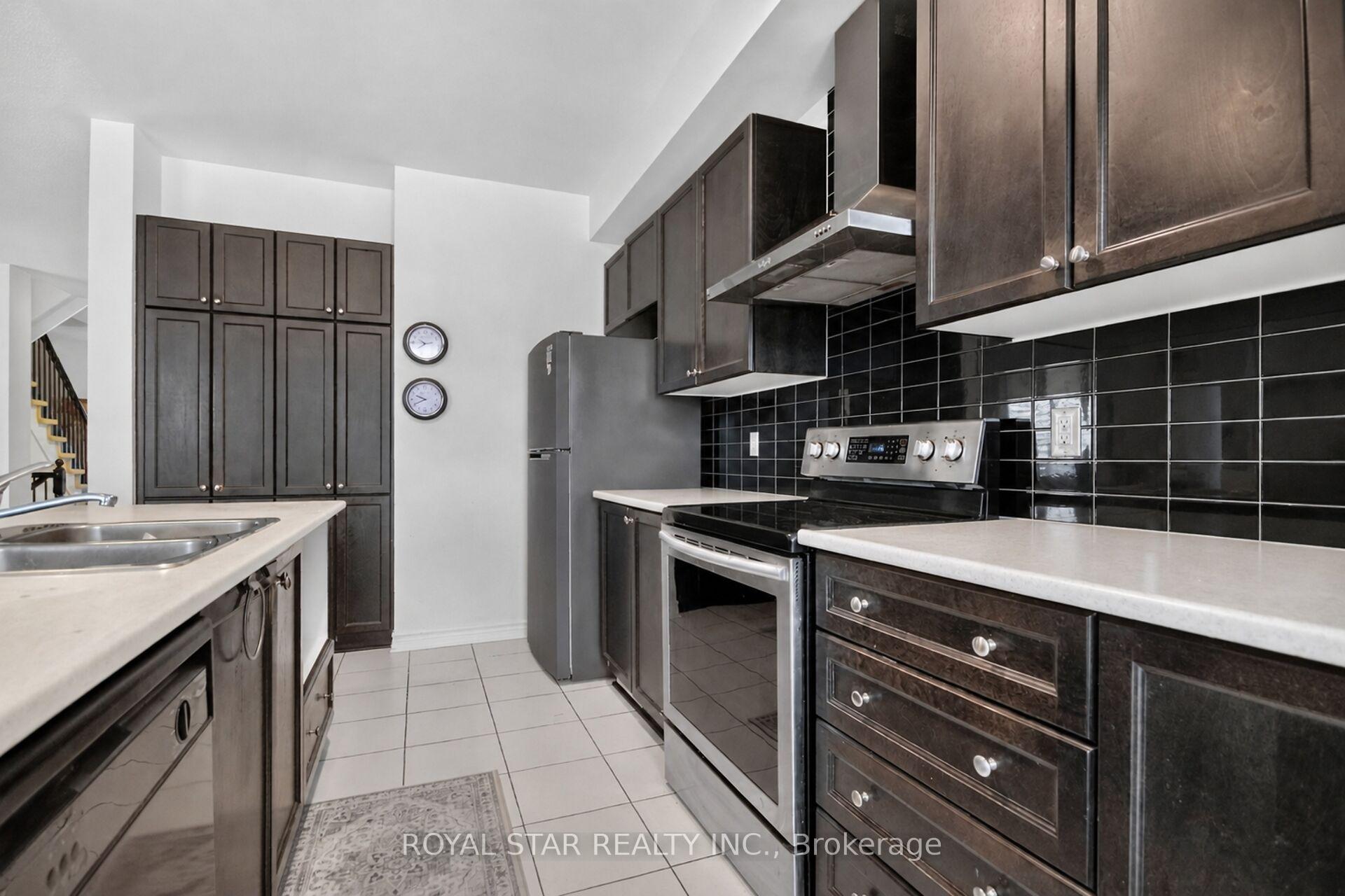 Photo 19 of 479 Stalwart Crescent, Ottawa, Blossom Park/Kemp Park/Findlay Creek — HOMEH