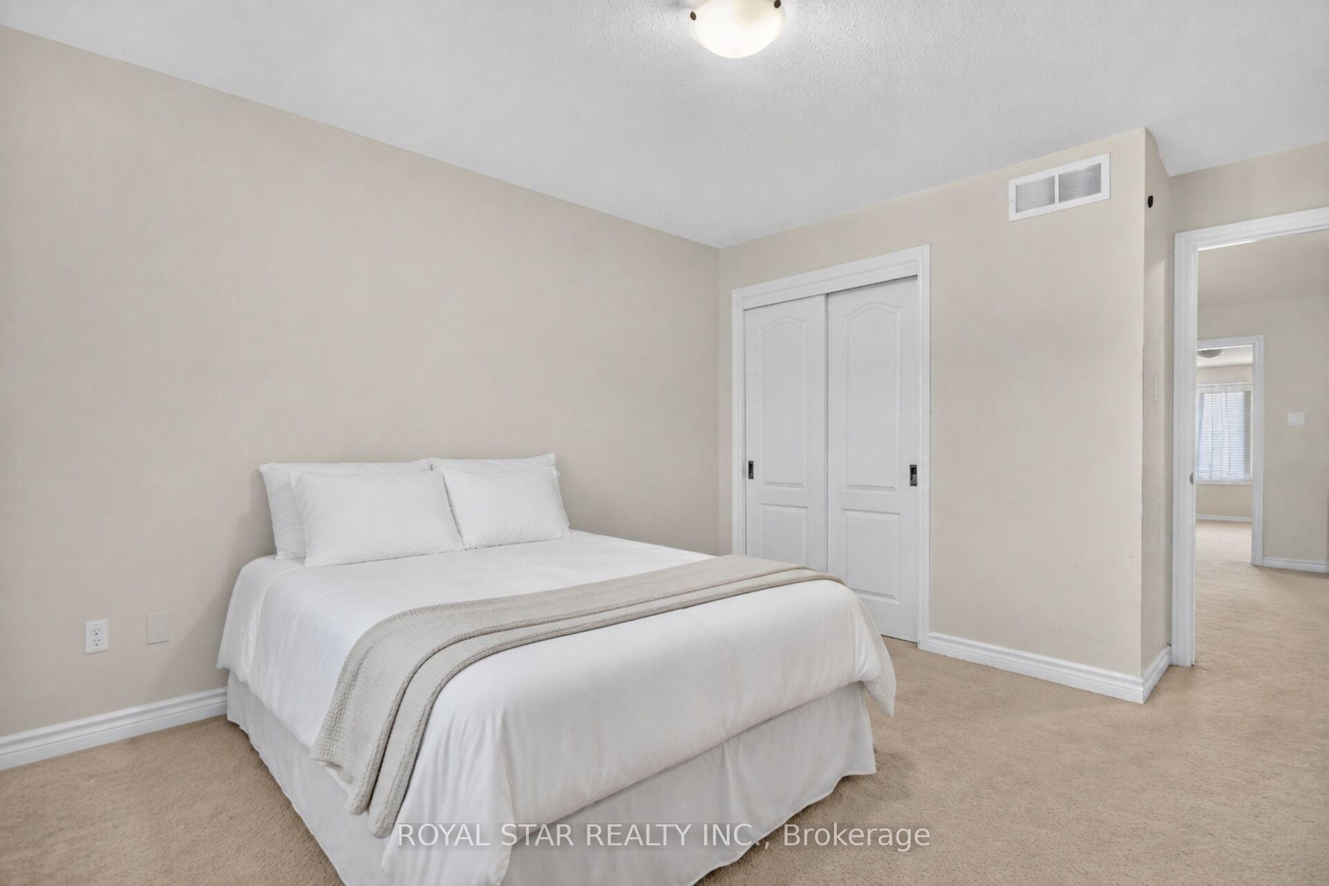 Photo 33 of 479 Stalwart Crescent, Ottawa, Blossom Park/Kemp Park/Findlay Creek — HOMEH
