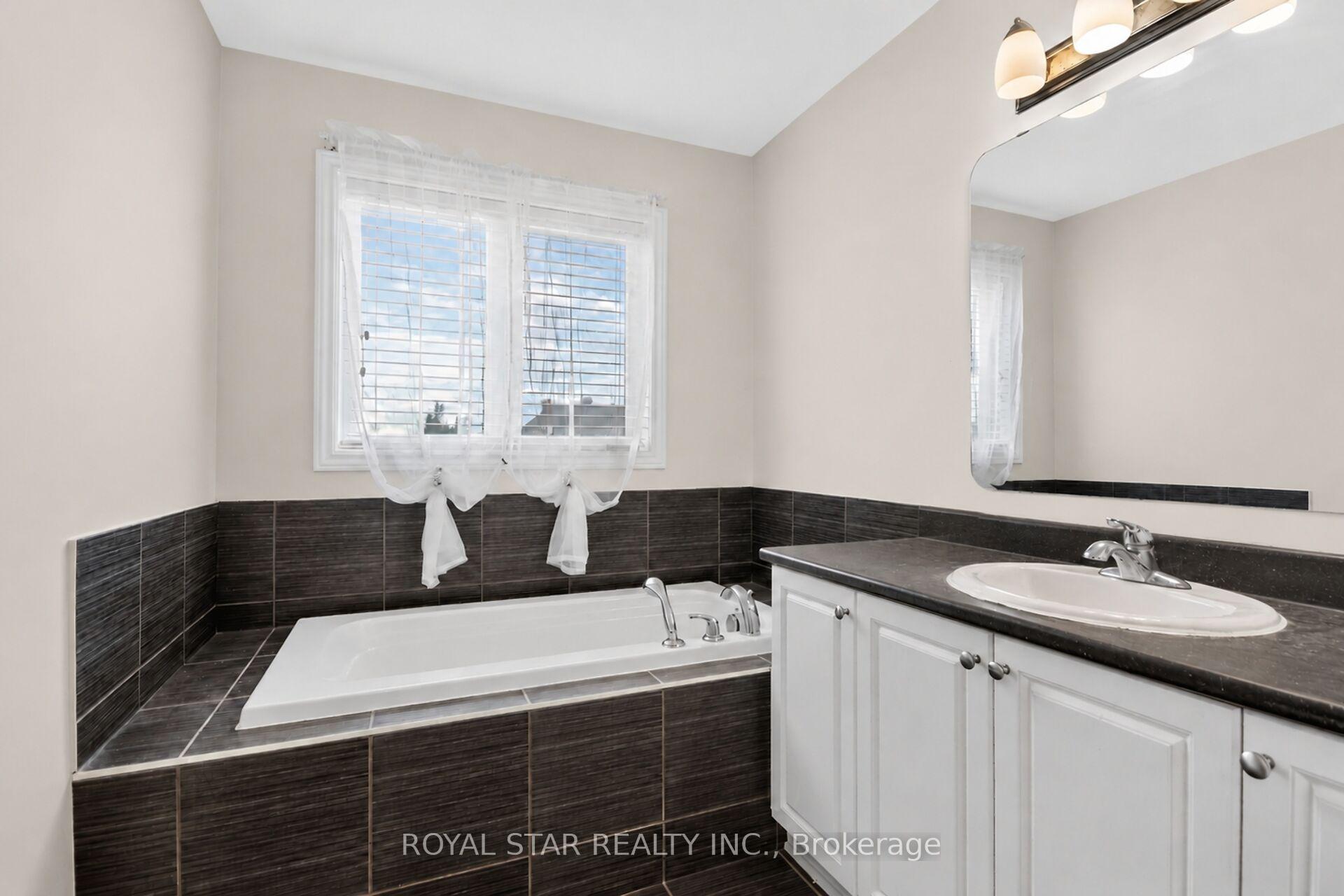 Photo 37 of 479 Stalwart Crescent, Ottawa, Blossom Park/Kemp Park/Findlay Creek — HOMEH