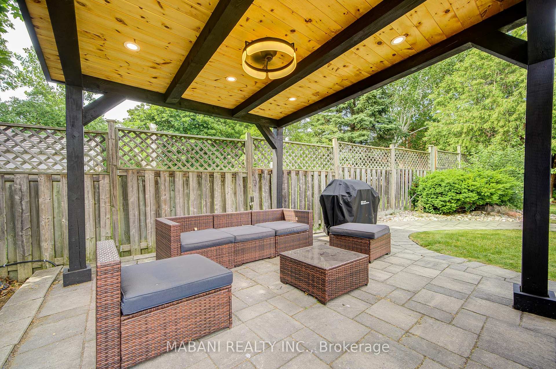 Photo 45 of 38 Marchwood Crescent, Richmond Hill, Harding — HOMEH