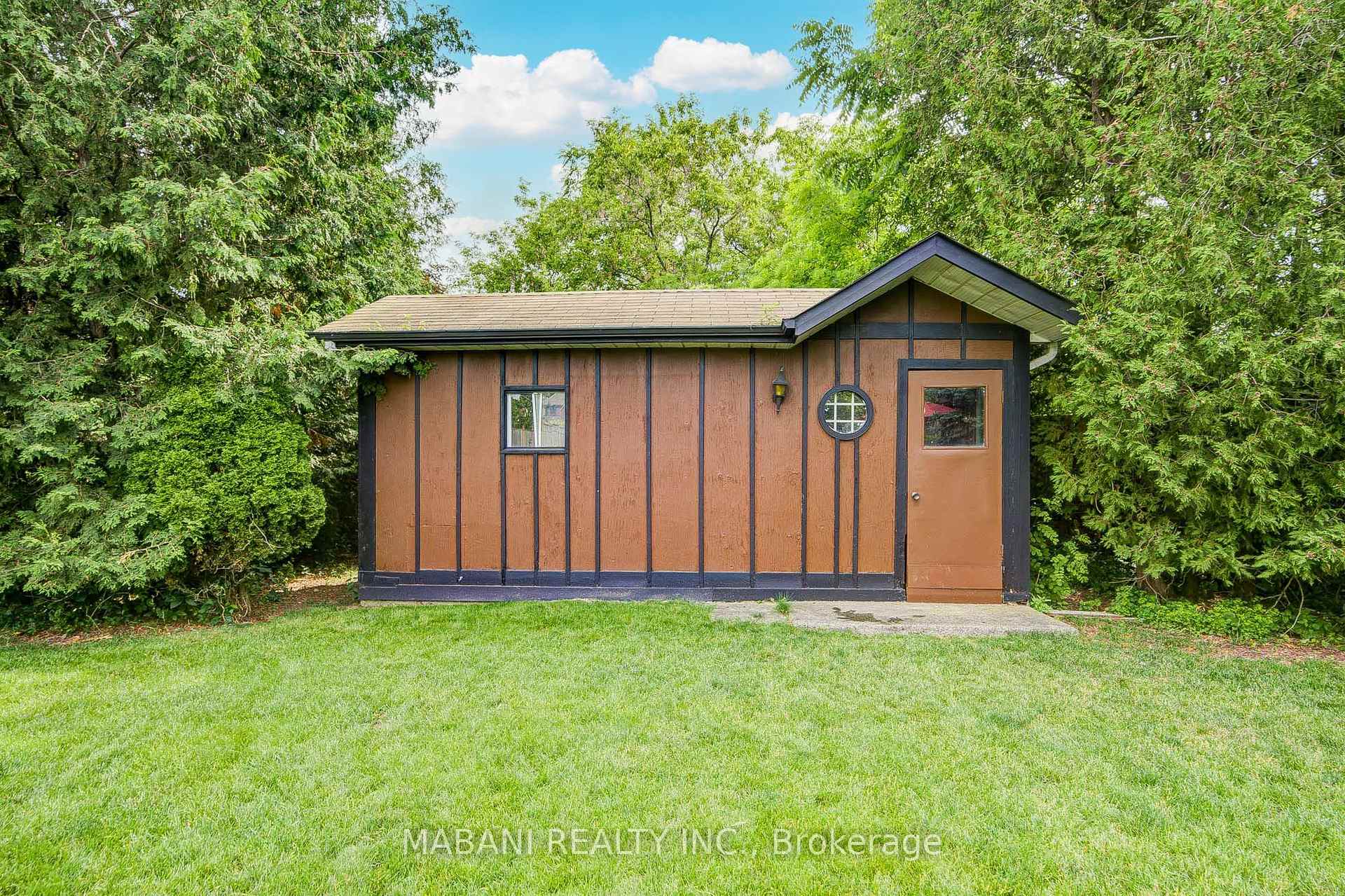 Photo 48 of 38 Marchwood Crescent, Richmond Hill, Harding — HOMEH