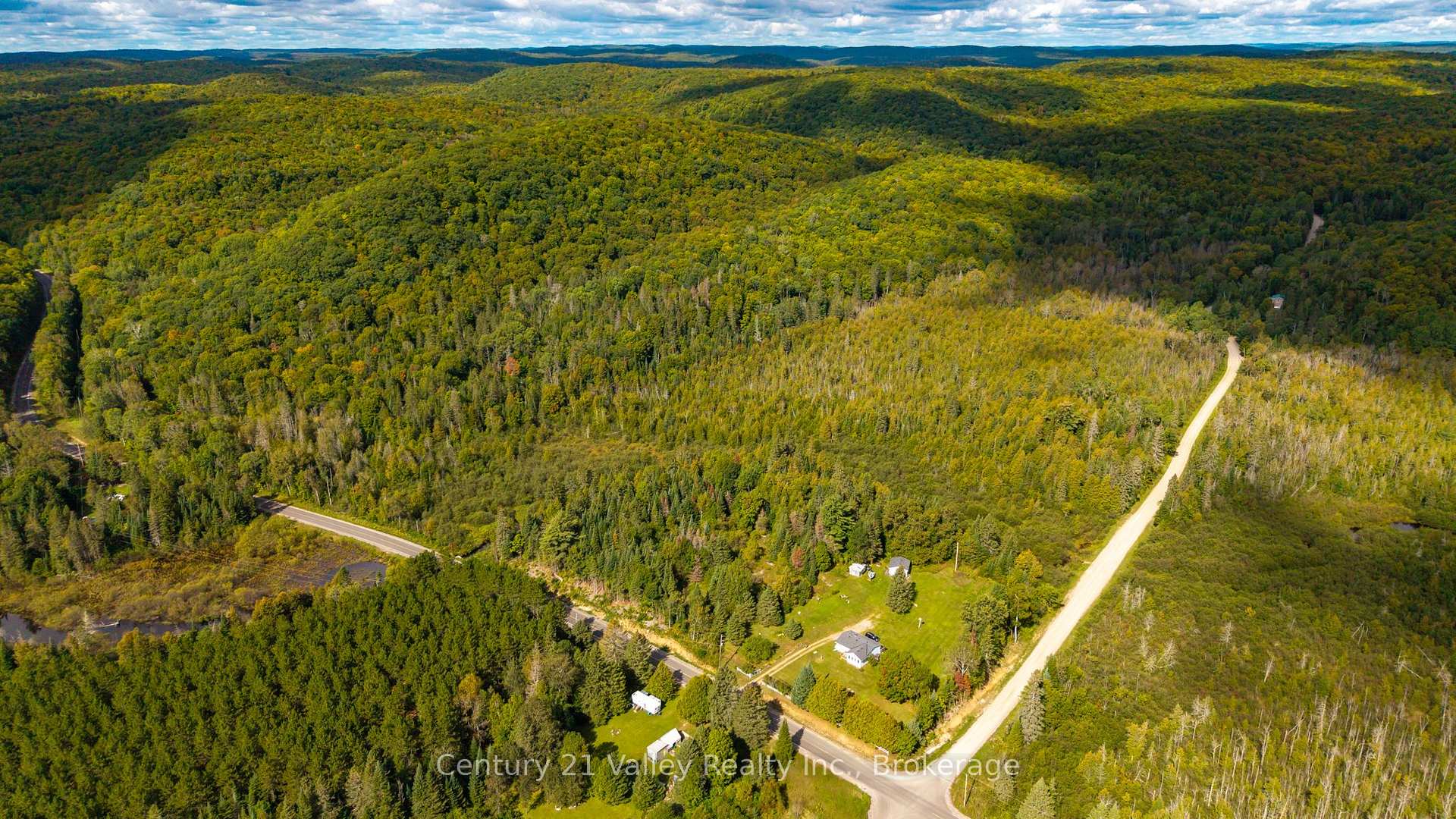 Photo 3 of 1998 Matawatchan Road, Greater Madawaska, Greater Madawaska — HOMEH