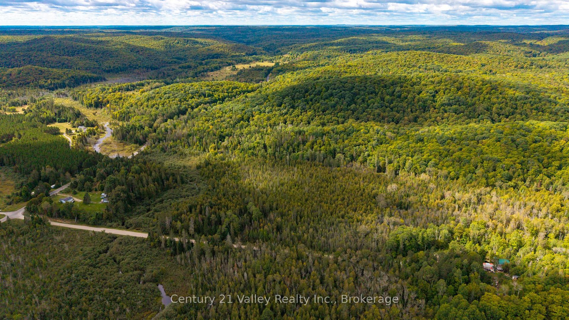 Photo 7 of 1998 Matawatchan Road, Greater Madawaska, Greater Madawaska — HOMEH