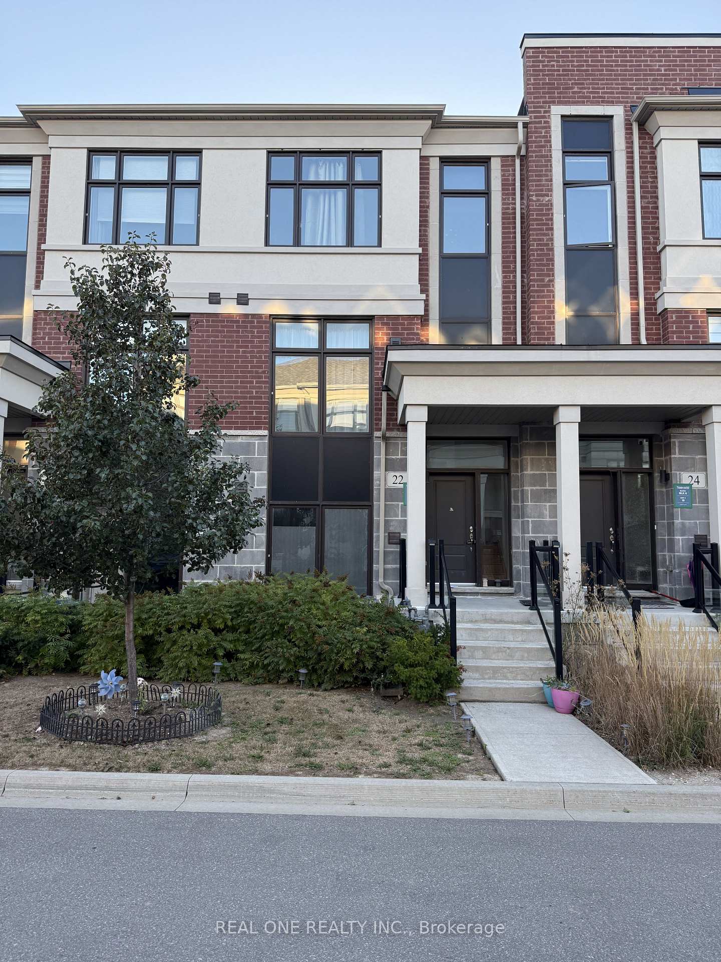 Photo 1 of 22 Andalusia Lane, Markham, Wismer — HOMEH