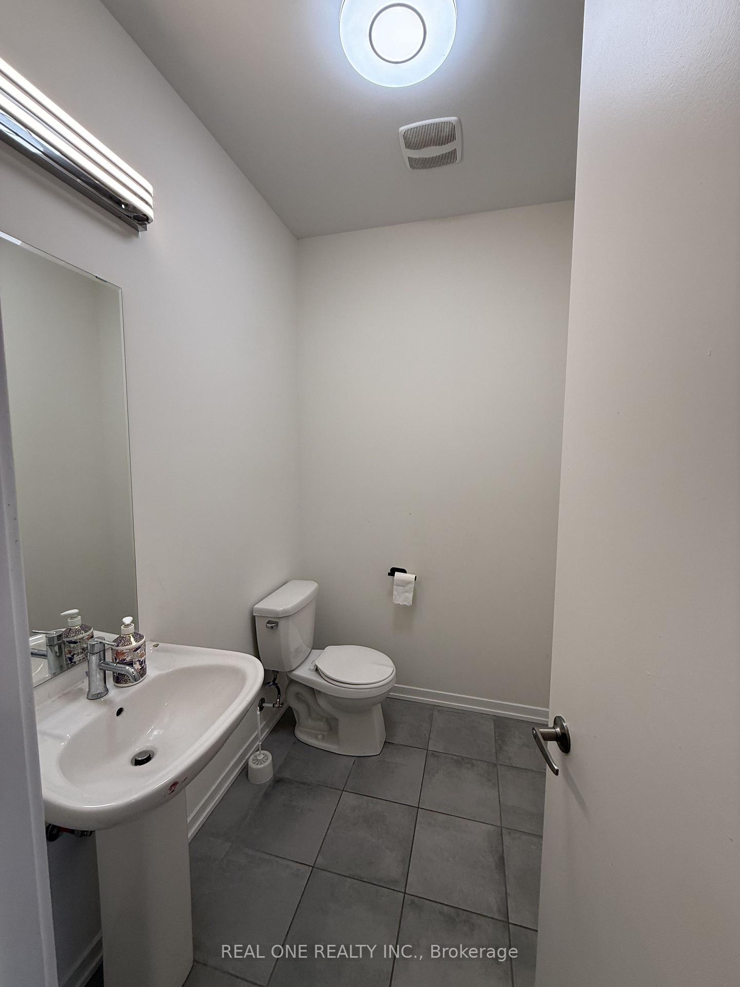Photo 13 of 22 Andalusia Lane, Markham, Wismer — HOMEH