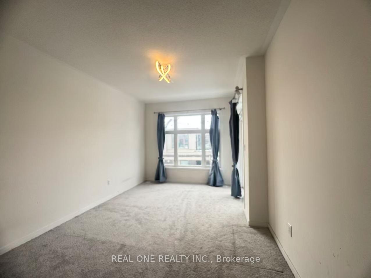 Photo 17 of 22 Andalusia Lane, Markham, Wismer — HOMEH