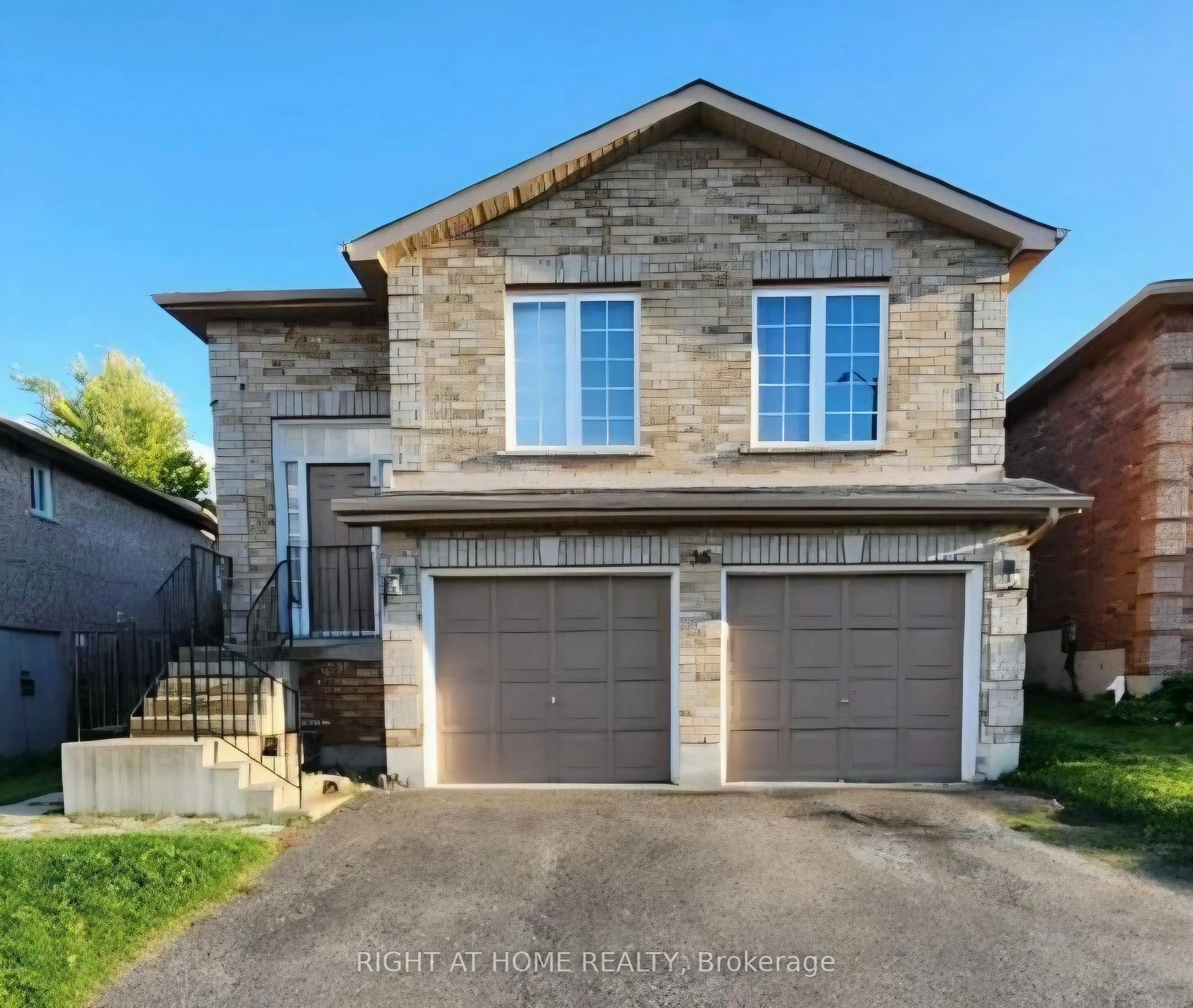 Photo 18 of Unit Lower, 35 Forest Dale Drive, Barrie, Little Lake — HOMEH