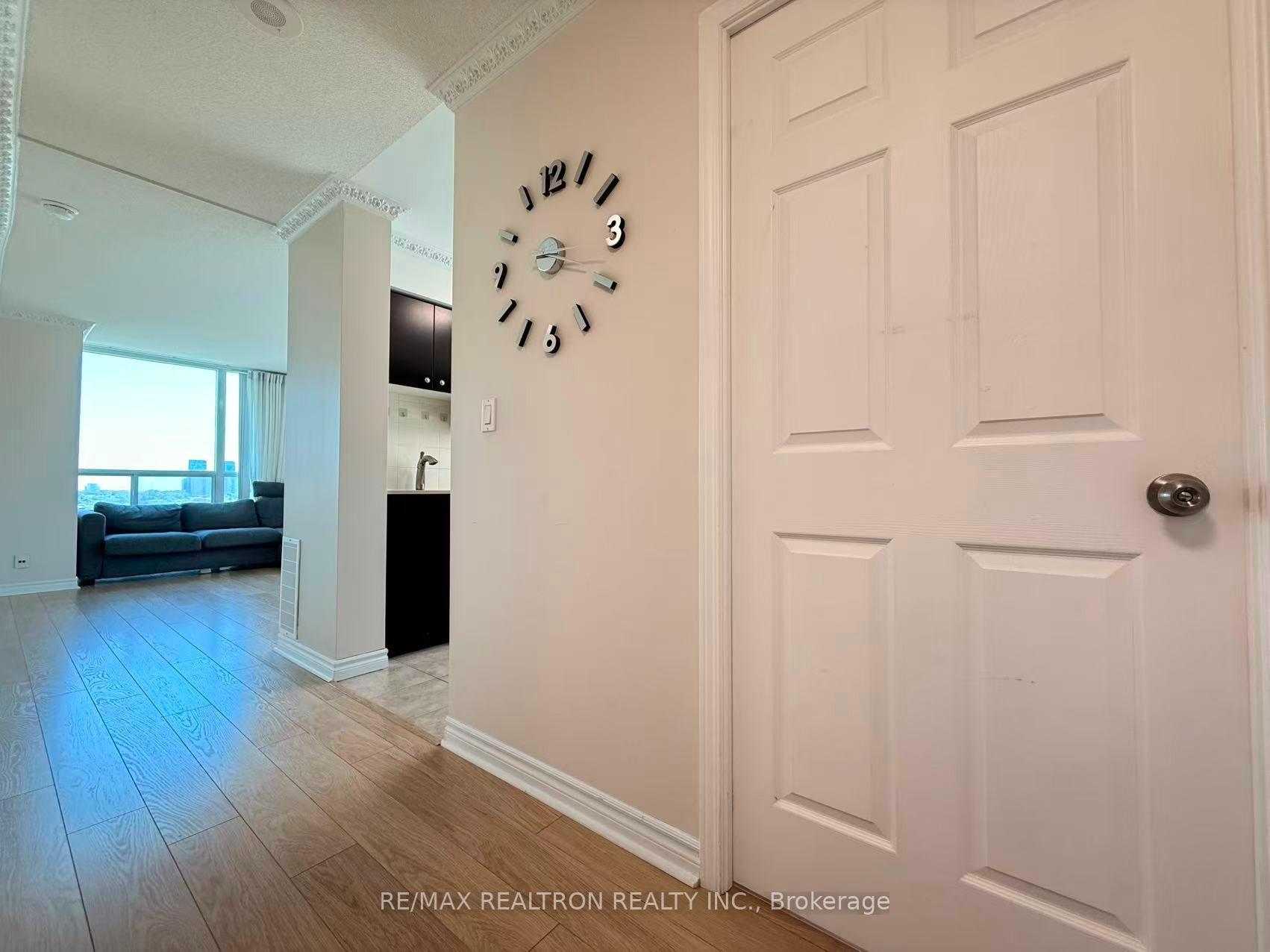 Photo 4 of Unit 1010, 68 Grangeway Avenue, Scarborough, Woburn — HOMEH