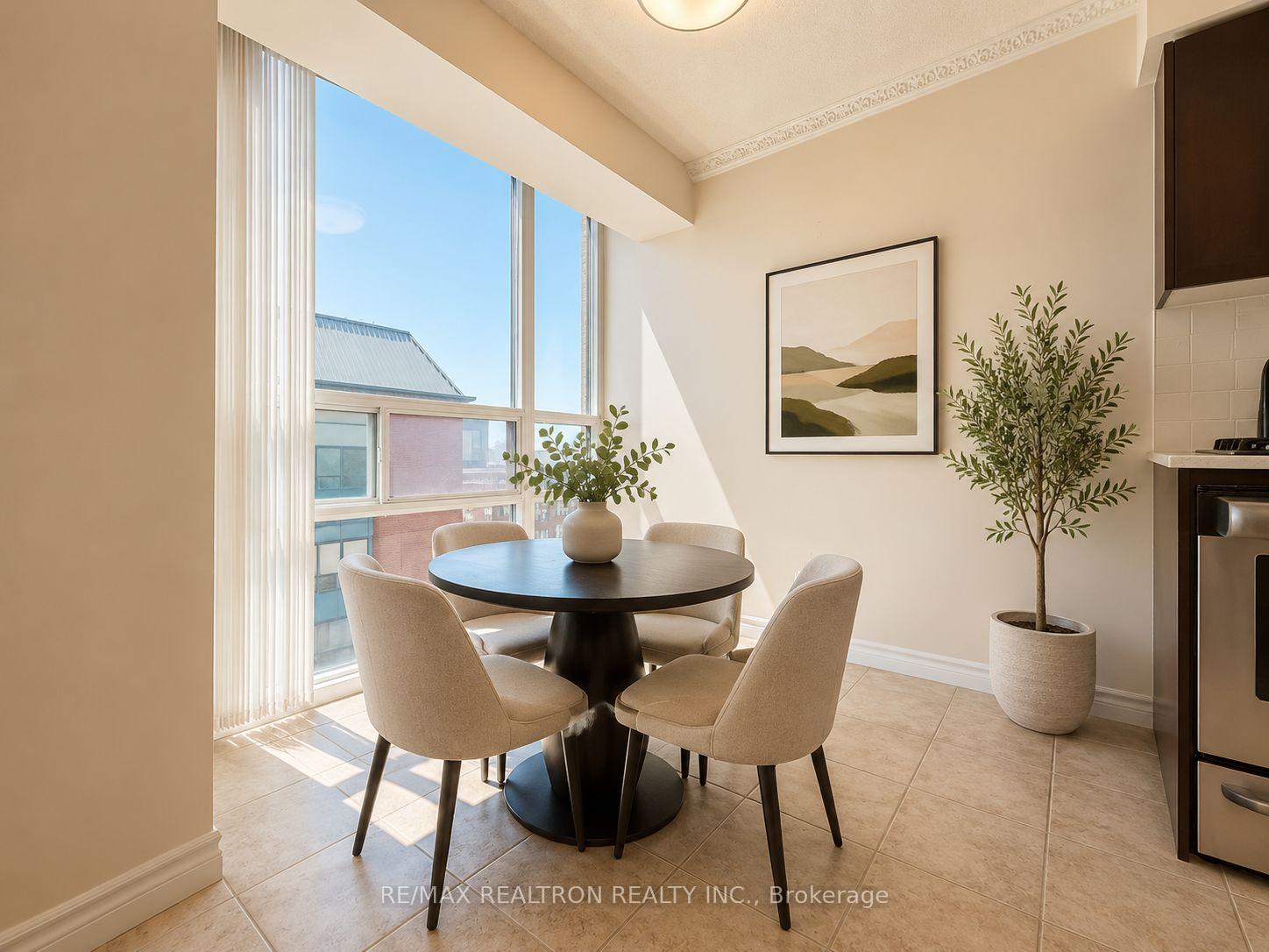 Photo 7 of Unit 1010, 68 Grangeway Avenue, Scarborough, Woburn — HOMEH