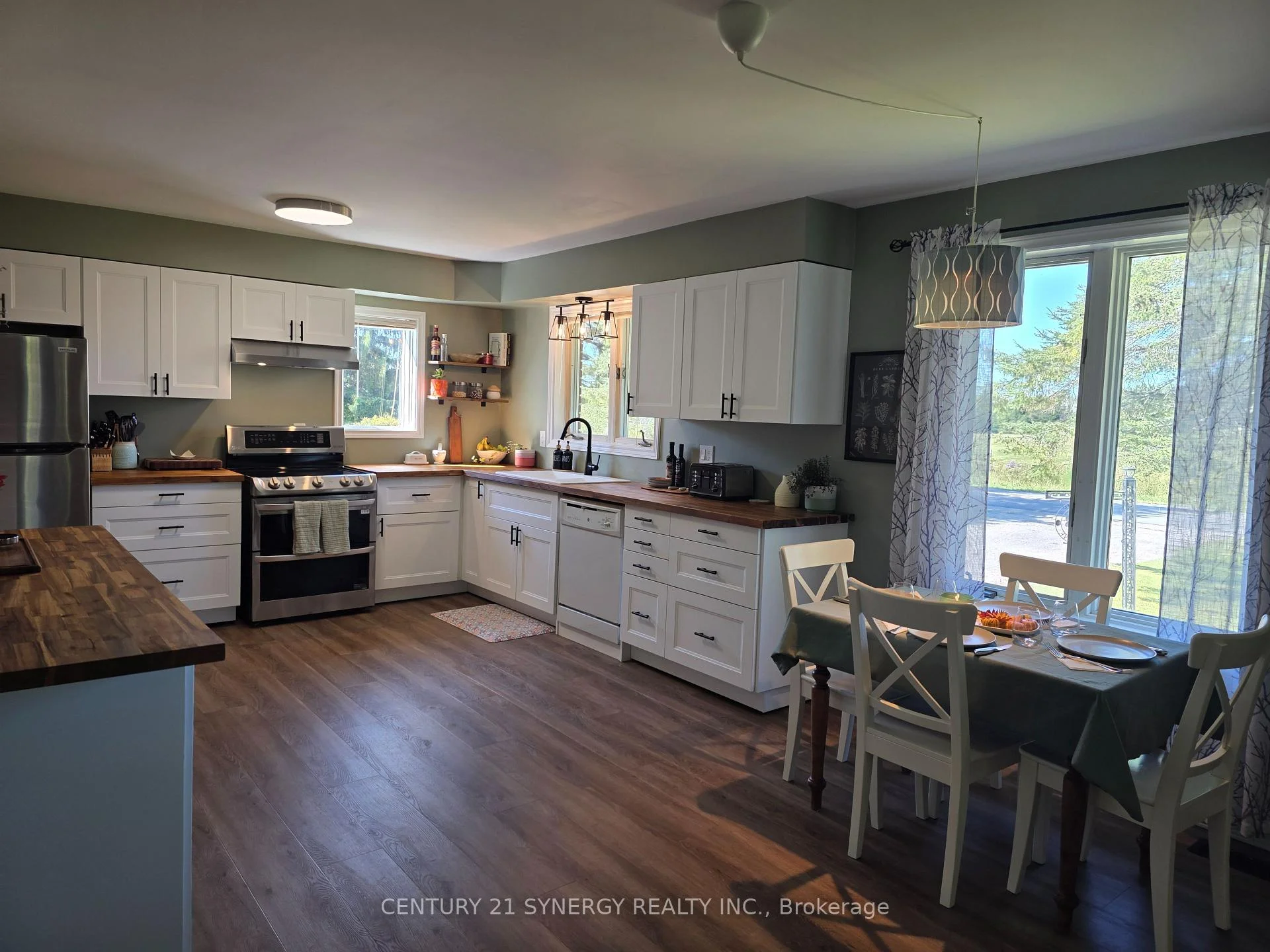 Photo 5 of 2027 Brouseville Road, Edwardsburgh/Cardinal, Edwardsburgh/Cardinal Twp — HOMEH
