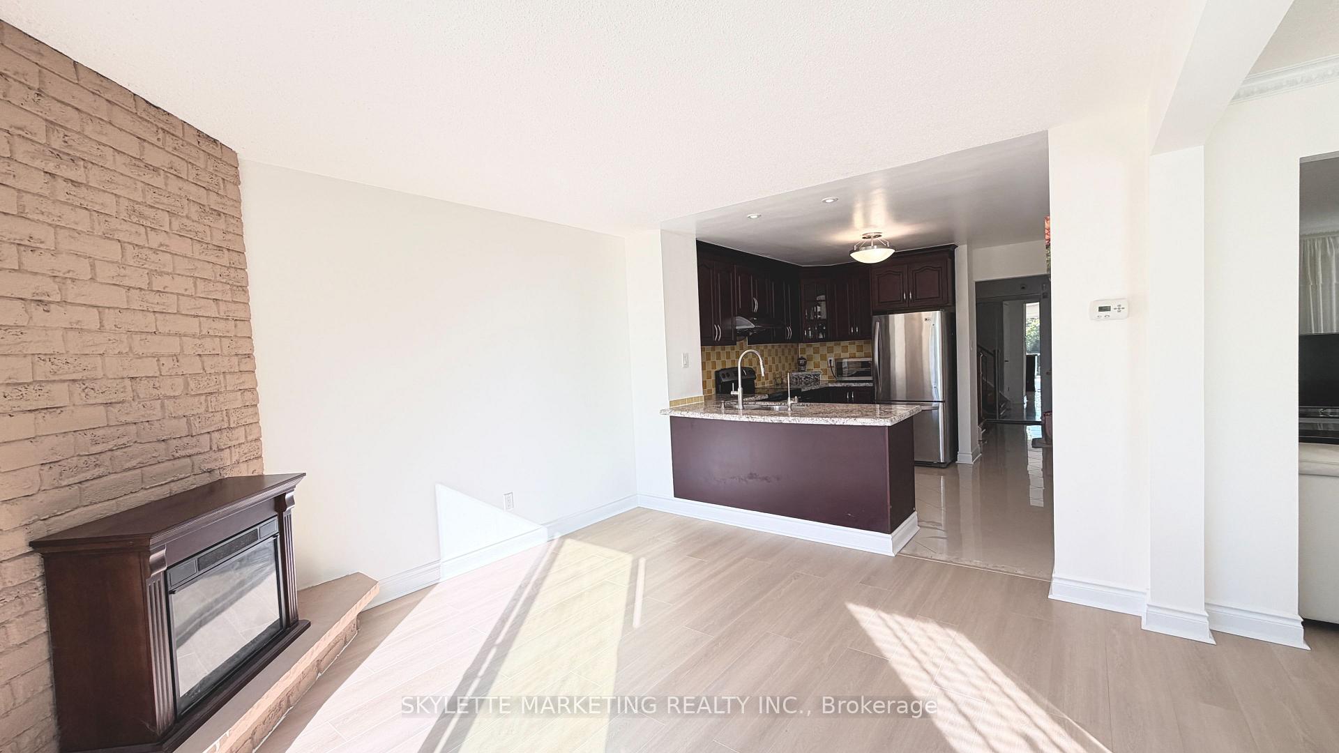 Photo 15 of 30 Ascot Crescent, Markham, Milliken Mills West — HOMEH