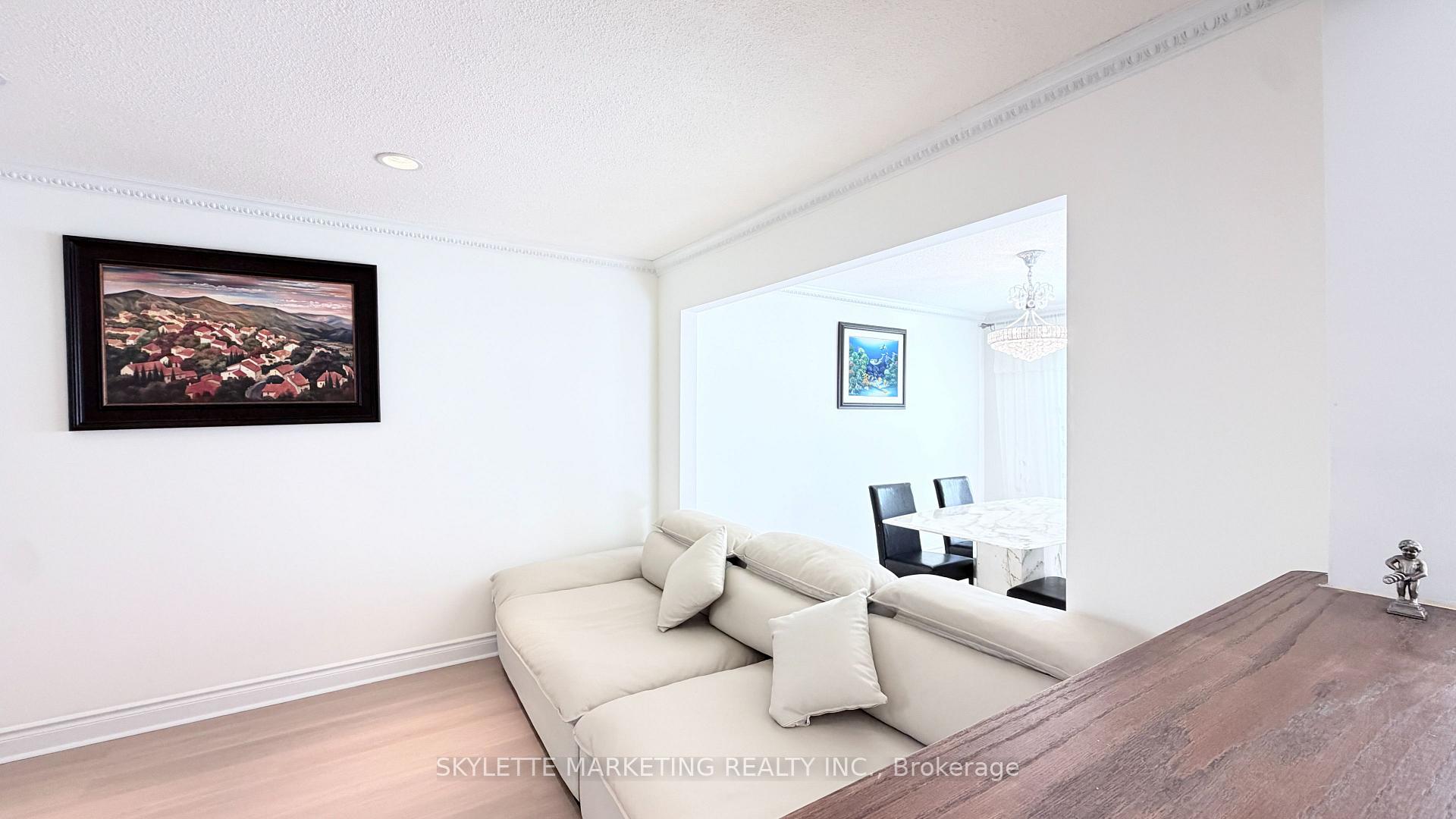 Photo 20 of 30 Ascot Crescent, Markham, Milliken Mills West — HOMEH