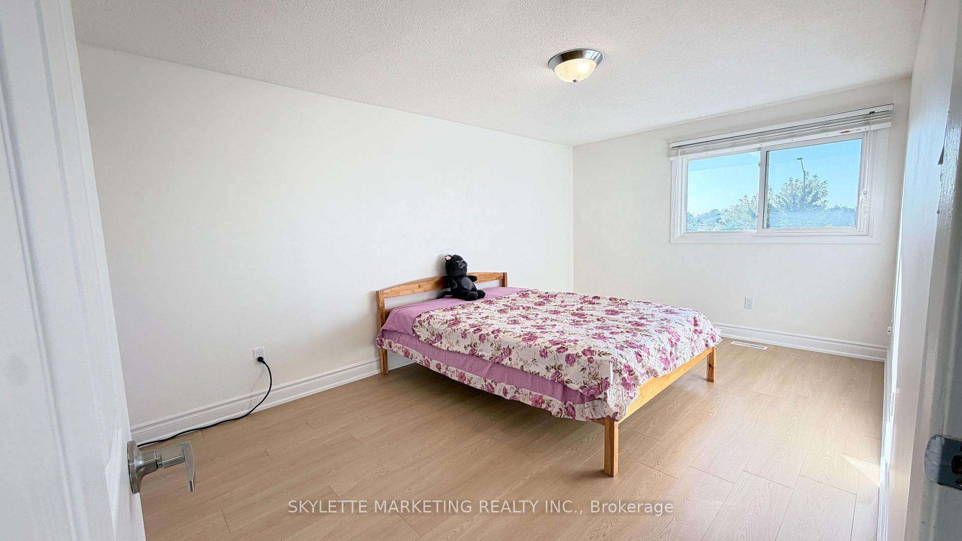Photo 28 of 30 Ascot Crescent, Markham, Milliken Mills West — HOMEH