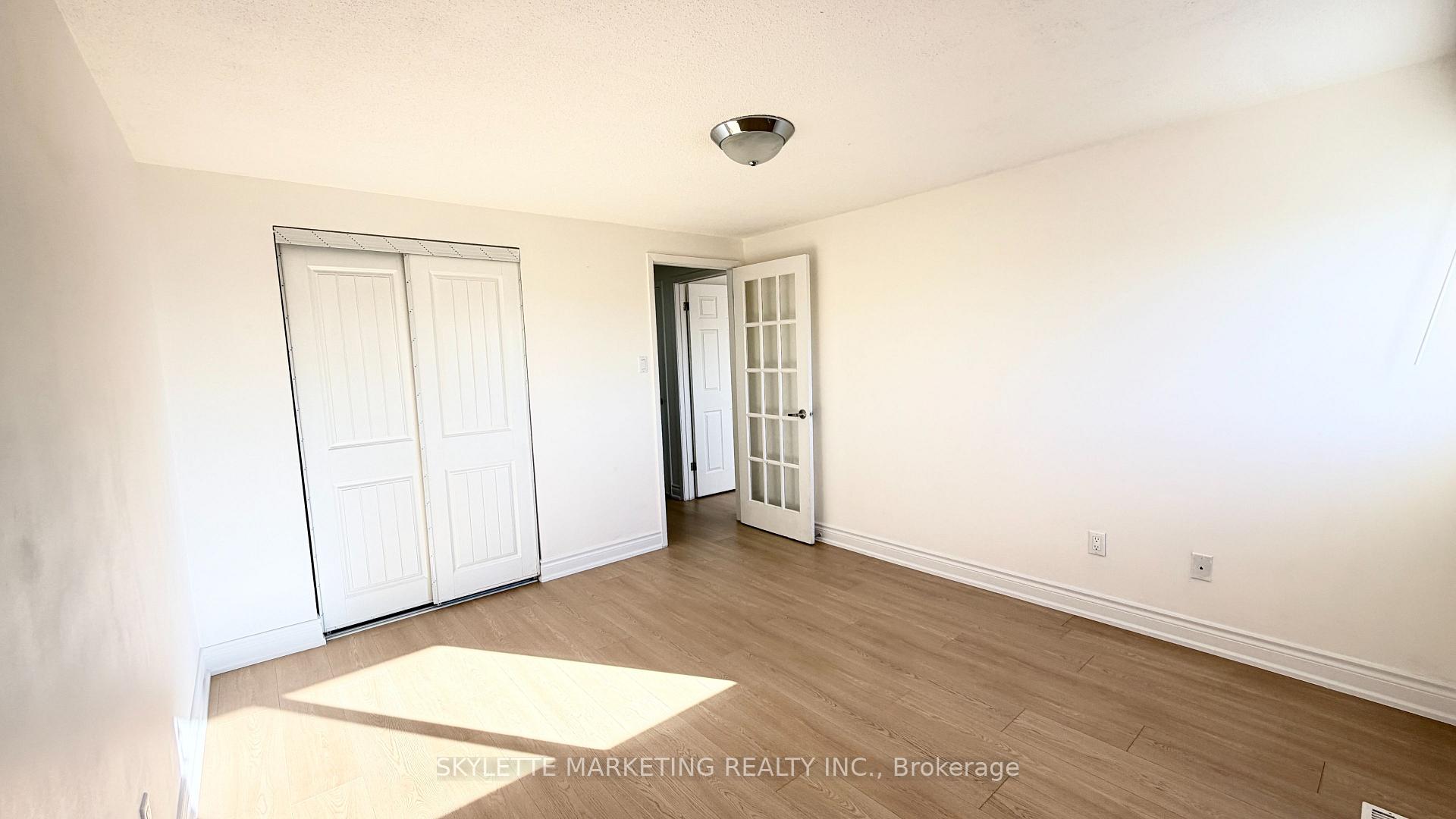 Photo 32 of 30 Ascot Crescent, Markham, Milliken Mills West — HOMEH