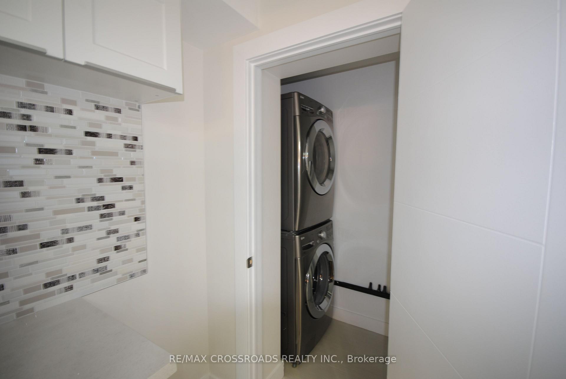 Photo 21 of 25 Arbutus Crescent, Scarborough, Dorset Park — HOMEH
