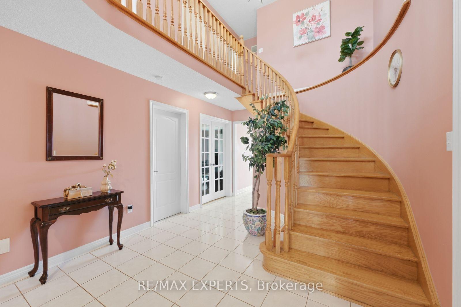 Photo 19 of 337 Forest Drive, Vaughan, West Woodbridge — HOMEH