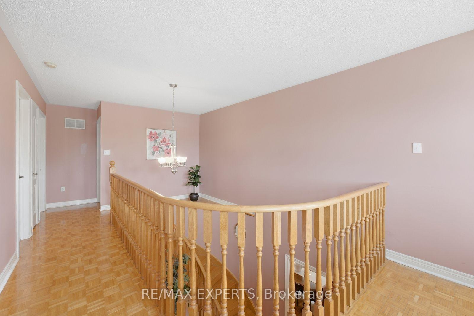 Photo 21 of 337 Forest Drive, Vaughan, West Woodbridge — HOMEH