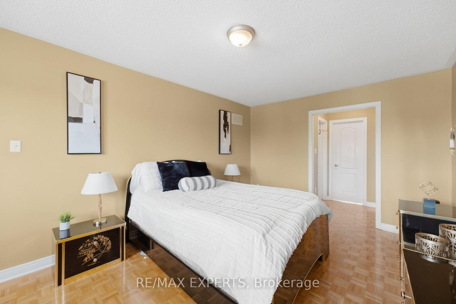 Photo 27 of 337 Forest Drive, Vaughan, West Woodbridge — HOMEH