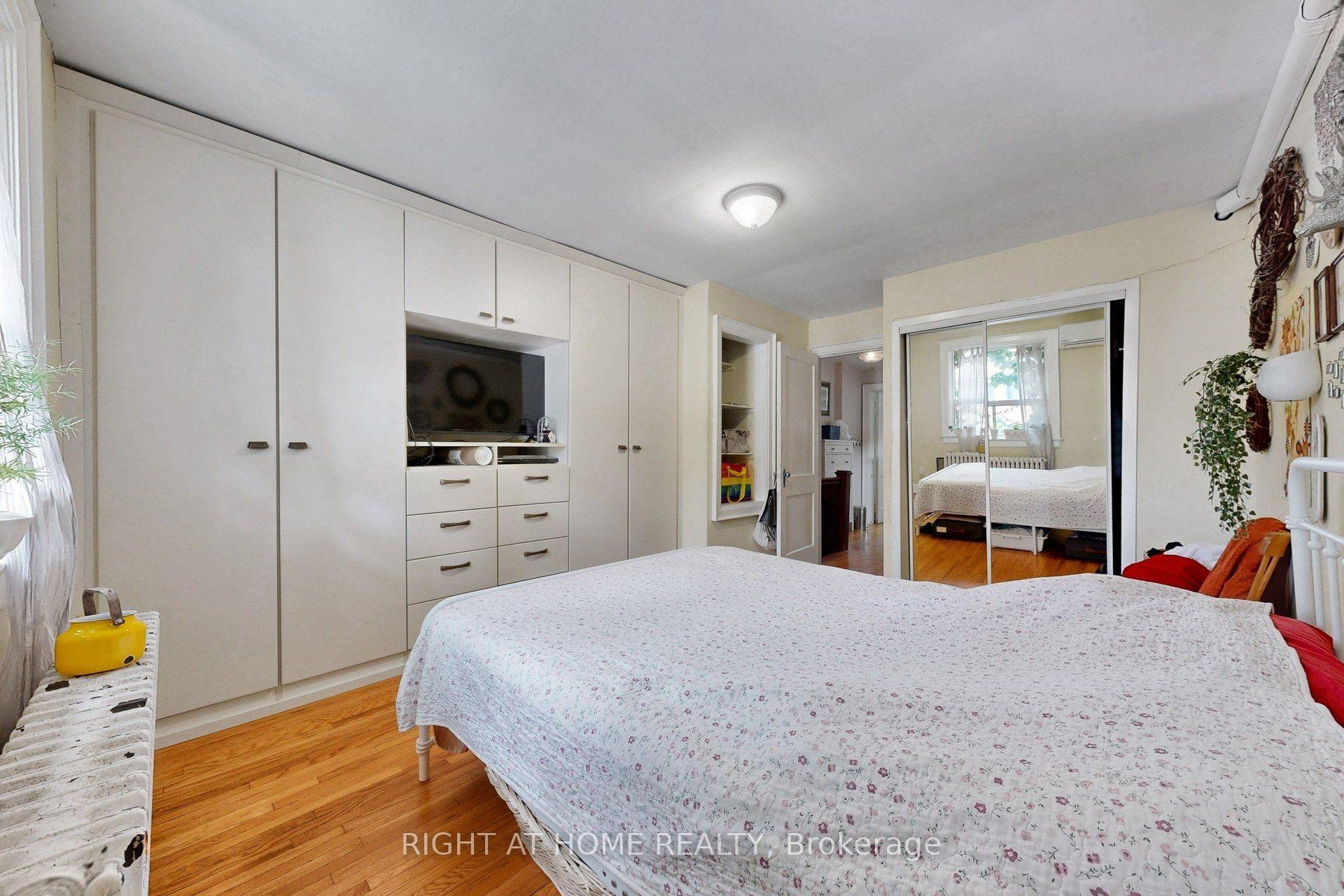 Photo 14 of 262 Lippincott Street, Toronto, University — HOMEH
