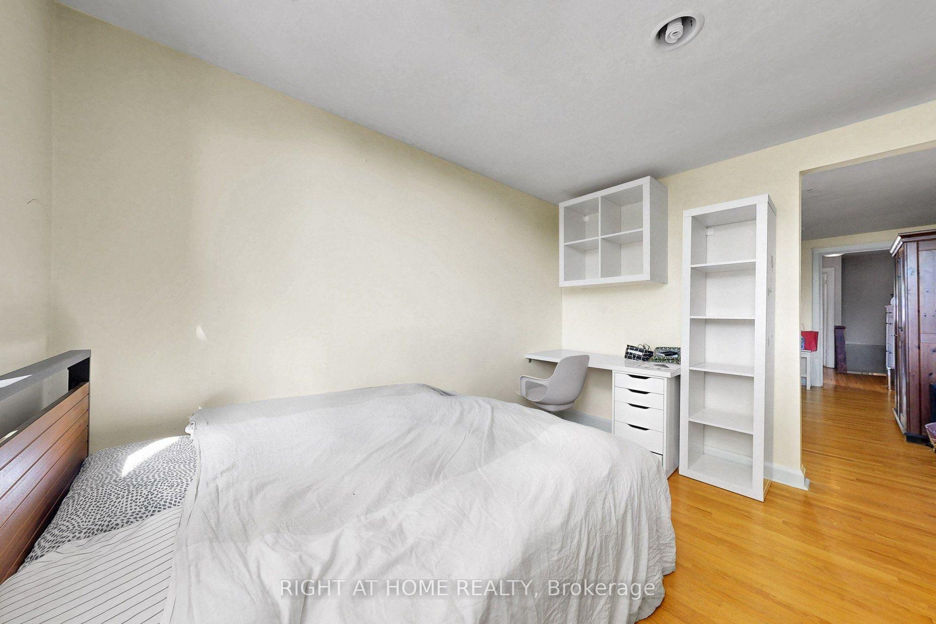 Photo 18 of 262 Lippincott Street, Toronto, University — HOMEH