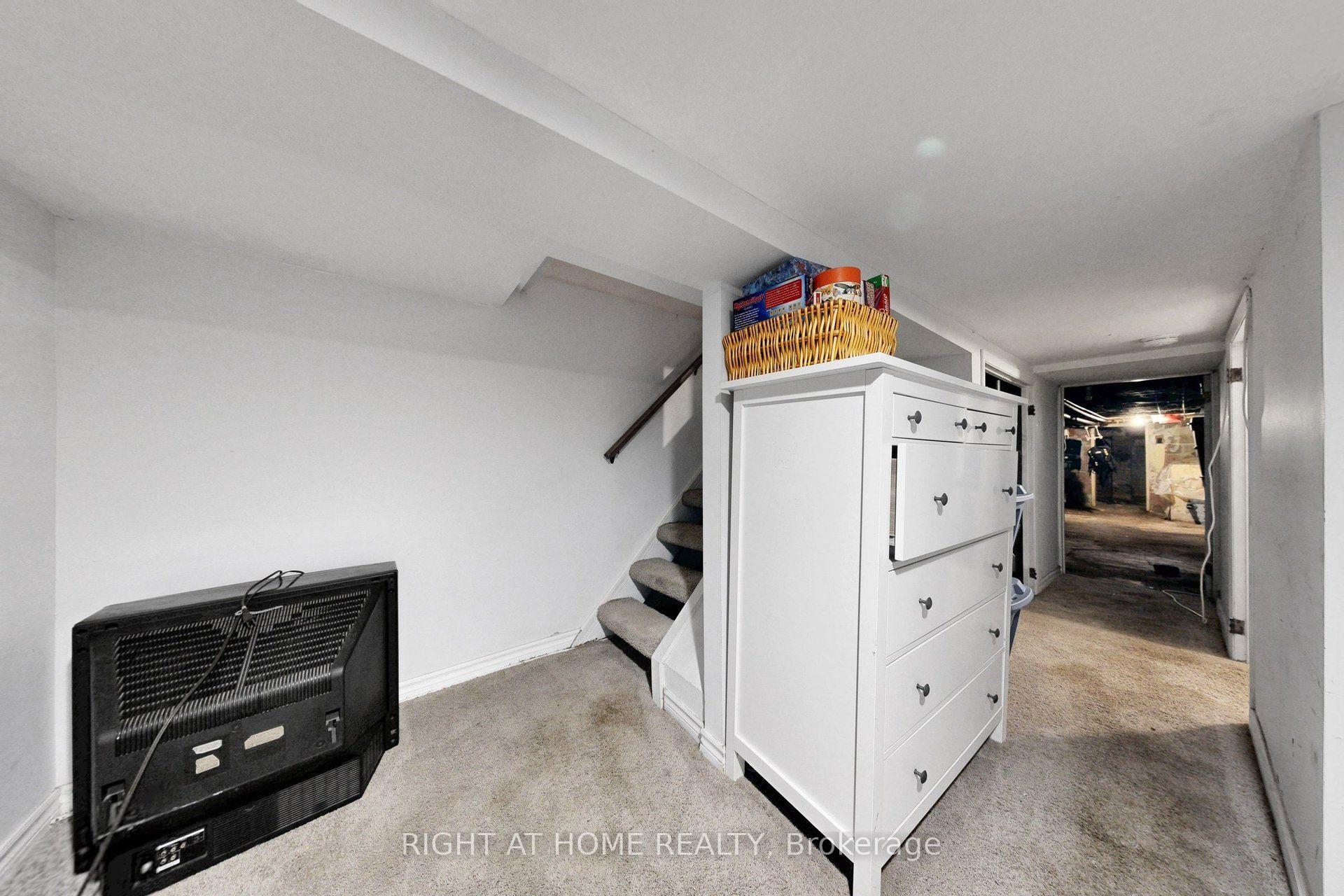 Photo 19 of 262 Lippincott Street, Toronto, University — HOMEH