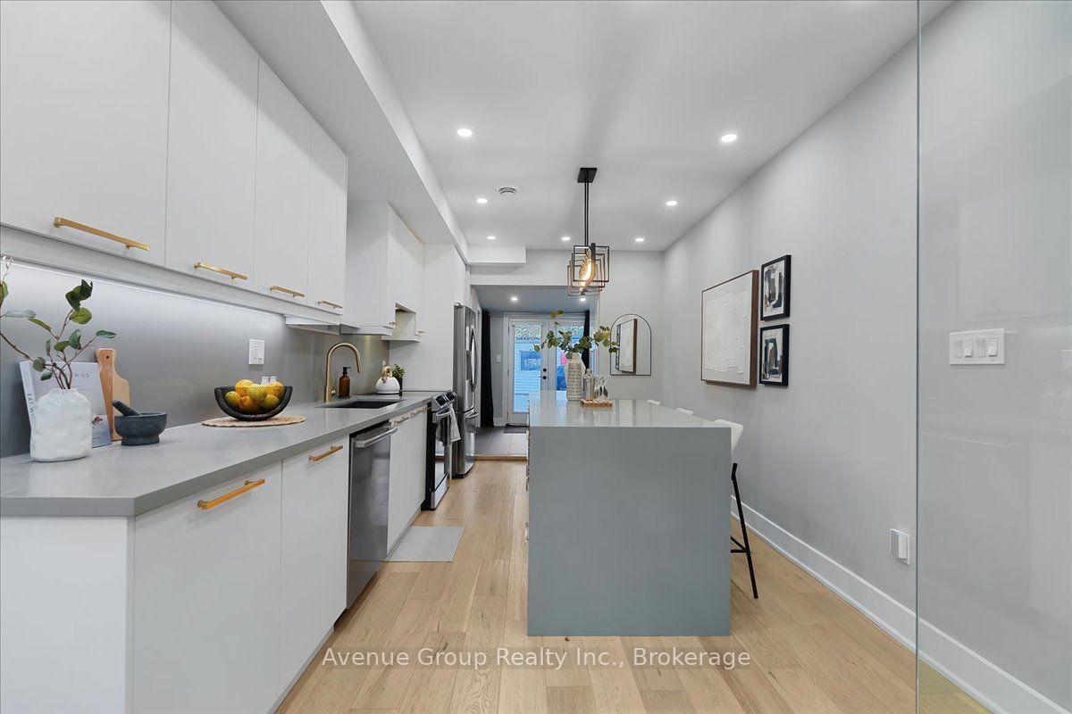 Photo 6 of 811 Dovercourt Road, Toronto, Dovercourt-Wallace Emerson-Junction — HOMEH