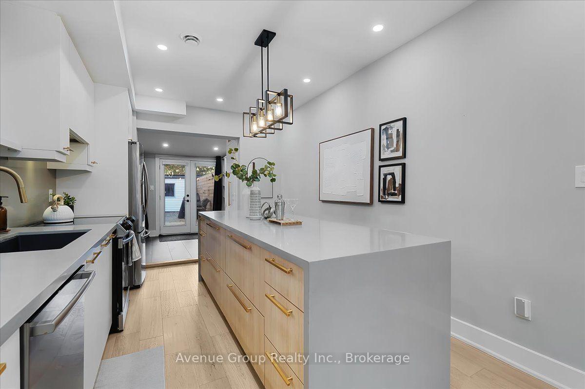 Photo 8 of 811 Dovercourt Road, Toronto, Dovercourt-Wallace Emerson-Junction — HOMEH