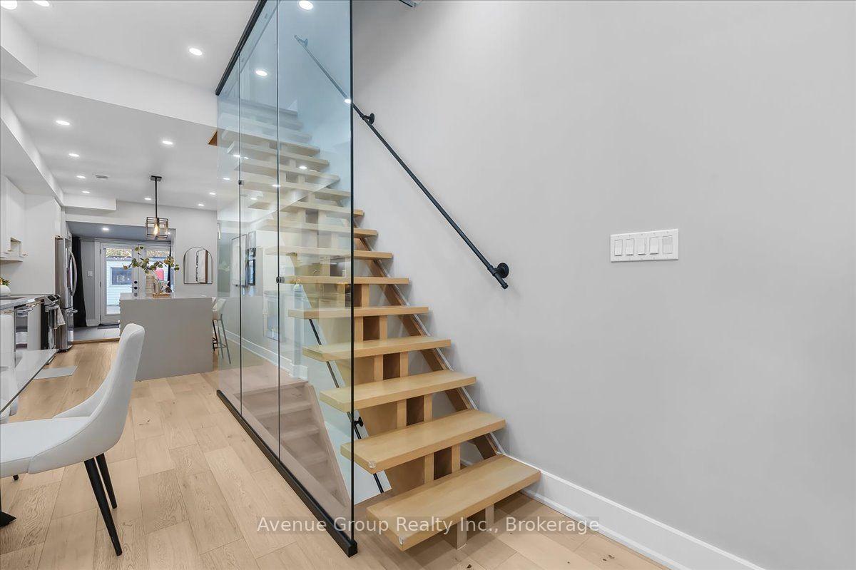 Photo 15 of 811 Dovercourt Road, Toronto, Dovercourt-Wallace Emerson-Junction — HOMEH