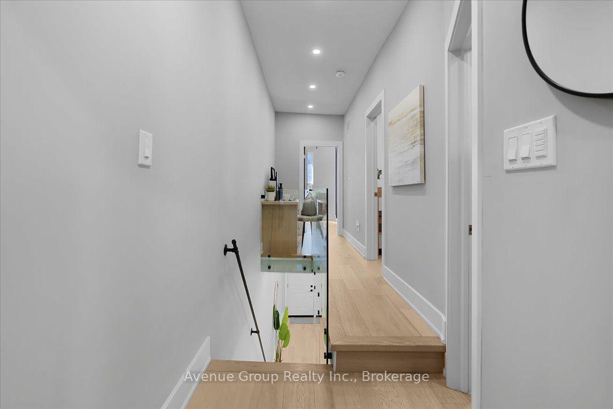 Photo 16 of 811 Dovercourt Road, Toronto, Dovercourt-Wallace Emerson-Junction — HOMEH