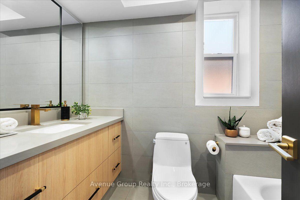 Photo 24 of 811 Dovercourt Road, Toronto, Dovercourt-Wallace Emerson-Junction — HOMEH