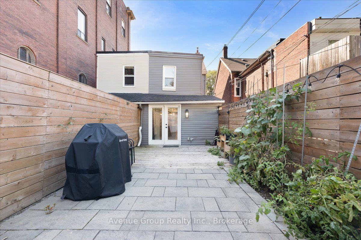 Photo 37 of 811 Dovercourt Road, Toronto, Dovercourt-Wallace Emerson-Junction — HOMEH