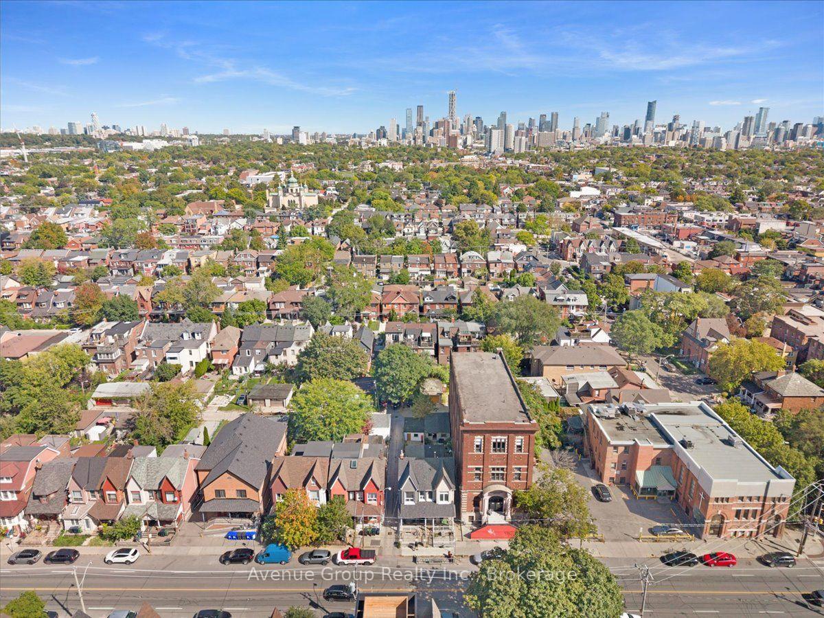 Photo 41 of 811 Dovercourt Road, Toronto, Dovercourt-Wallace Emerson-Junction — HOMEH