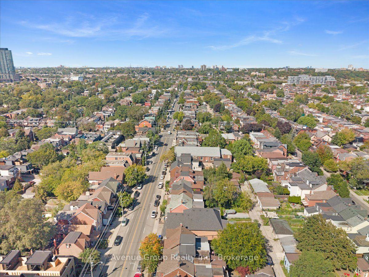 Photo 45 of 811 Dovercourt Road, Toronto, Dovercourt-Wallace Emerson-Junction — HOMEH