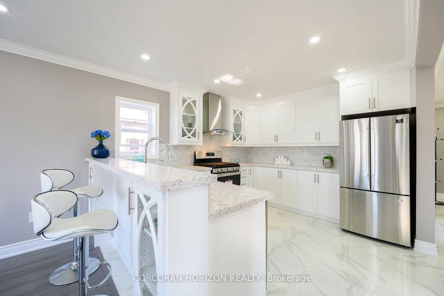 Photo 6 of 387 Upper Gage Avenue, Hamilton, Sunninghill — HOMEH