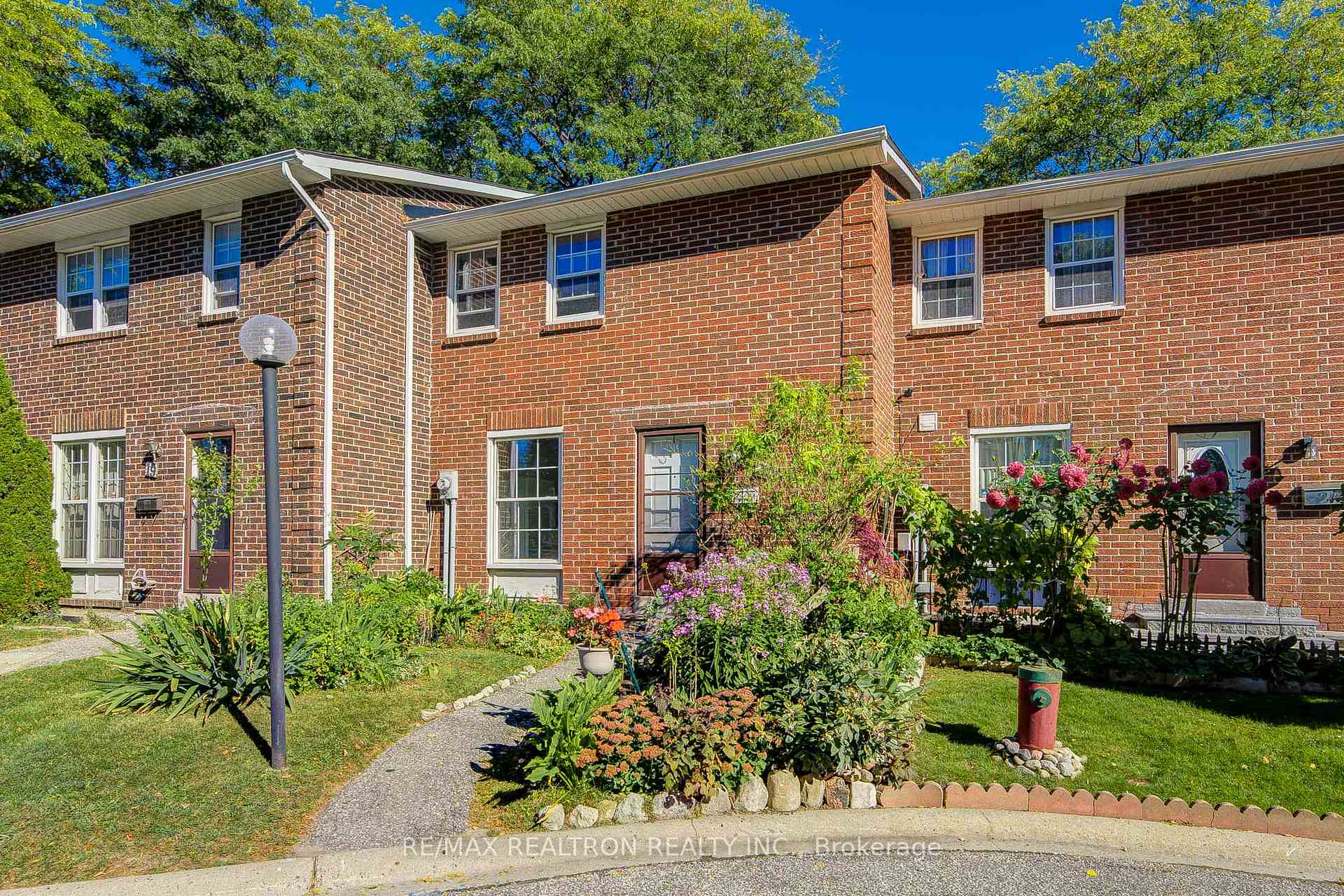 Photo of Unit 20, 2550 Birchmount Road