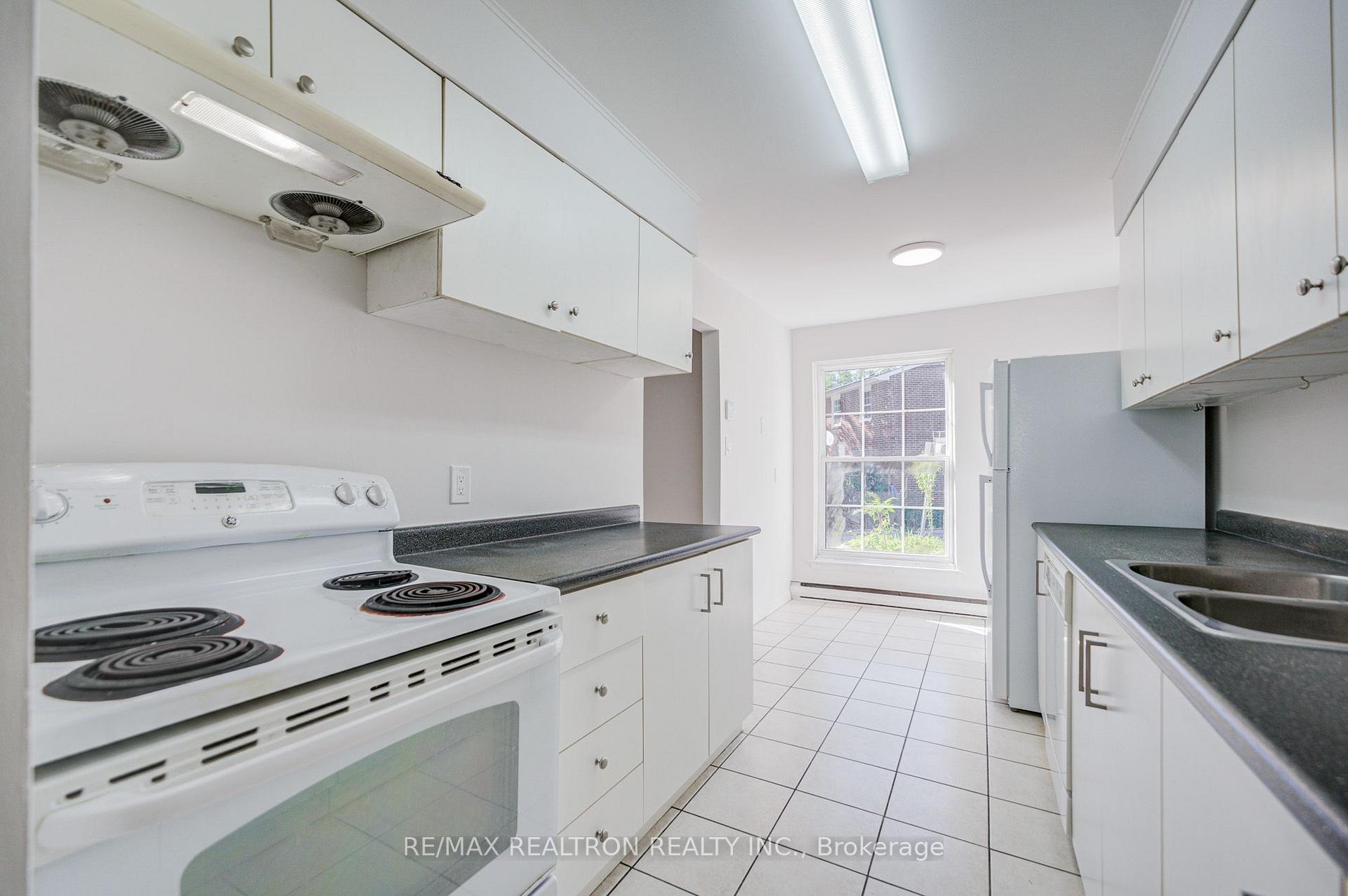 Photo 12 of Unit 20, 2550 Birchmount Road, Scarborough, Tam O'Shanter-Sullivan — HOMEH