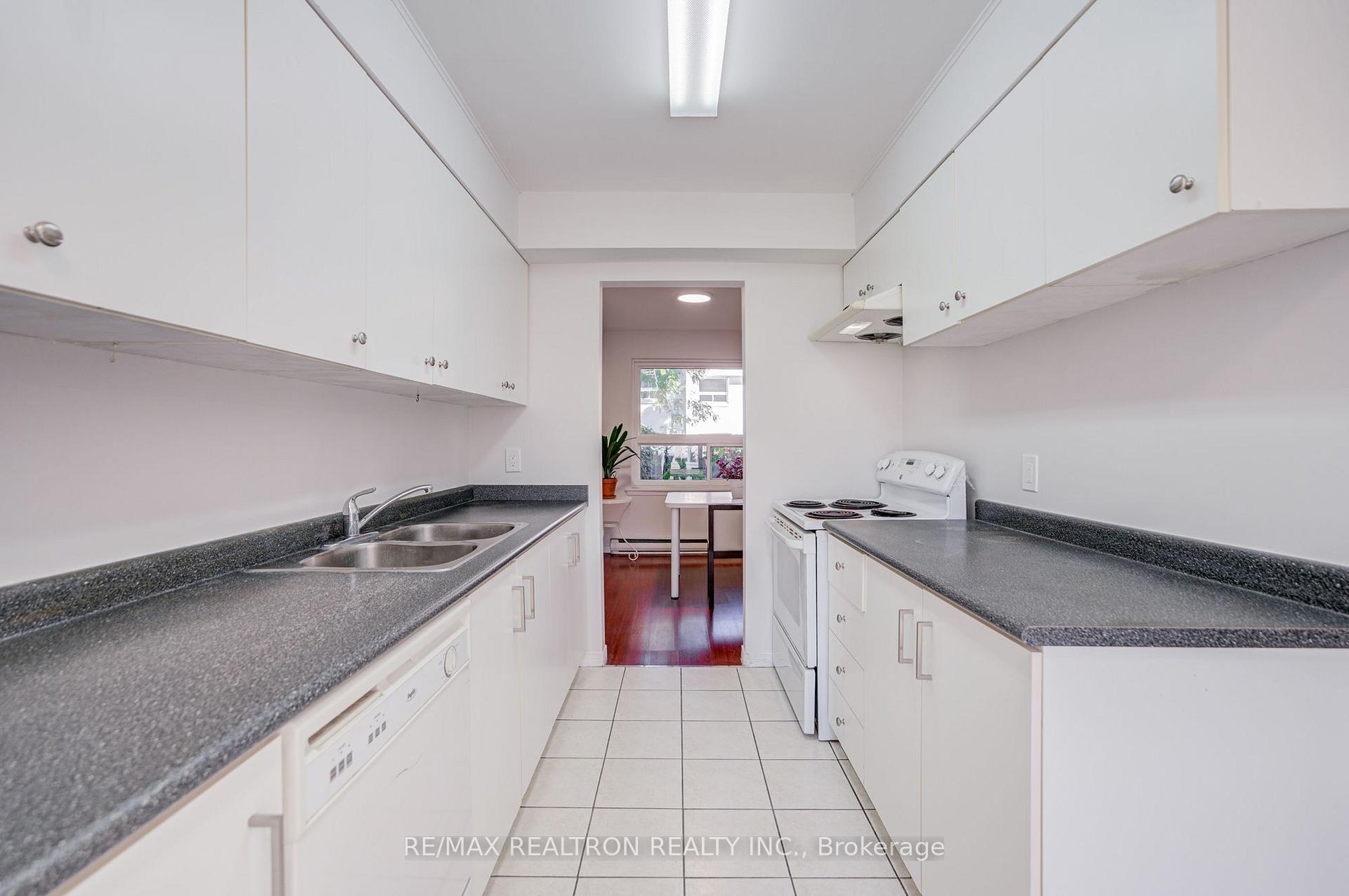 Photo 15 of Unit 20, 2550 Birchmount Road, Scarborough, Tam O'Shanter-Sullivan — HOMEH