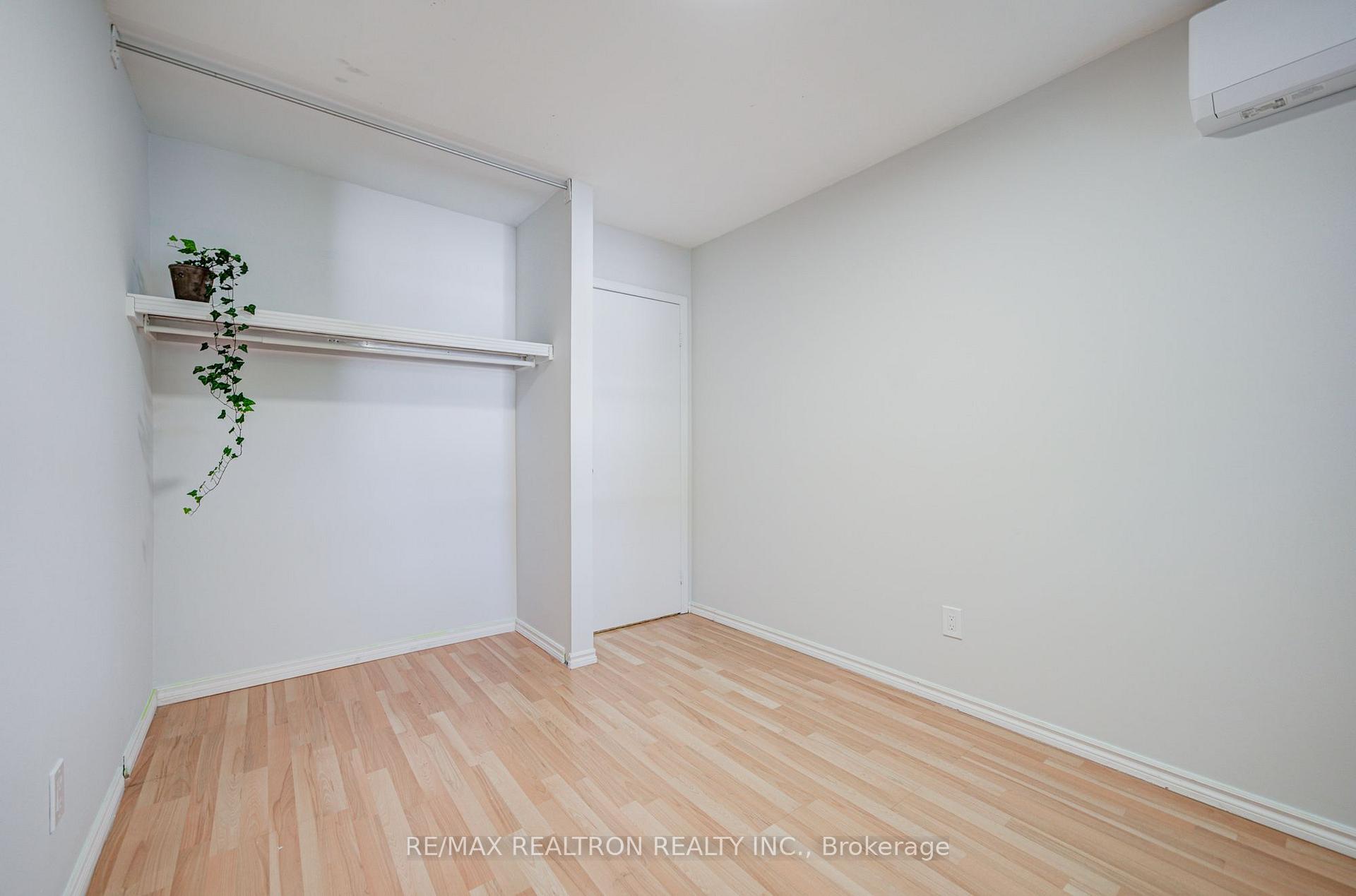 Photo 19 of Unit 20, 2550 Birchmount Road, Scarborough, Tam O'Shanter-Sullivan — HOMEH