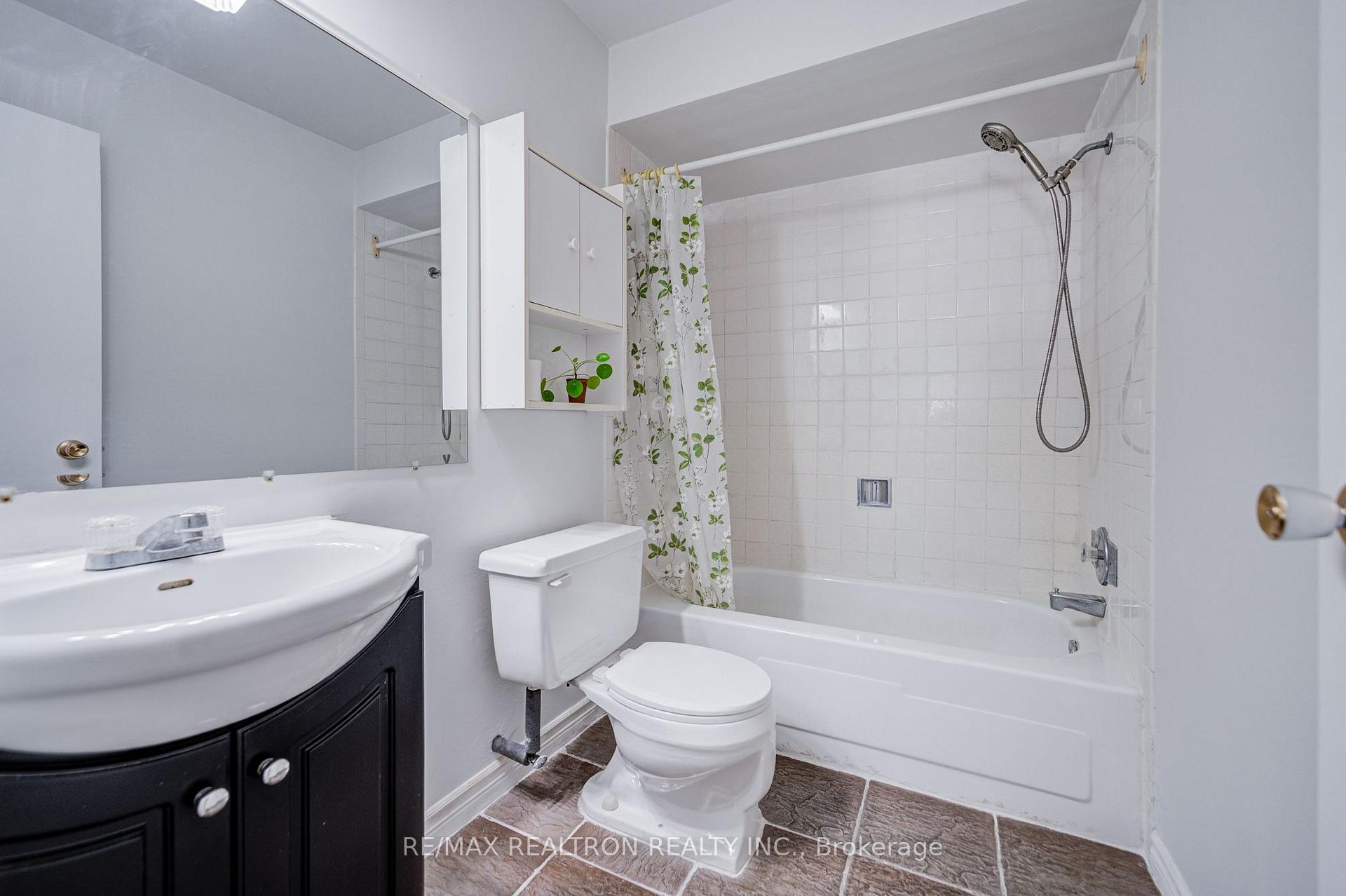 Photo 23 of Unit 20, 2550 Birchmount Road, Scarborough, Tam O'Shanter-Sullivan — HOMEH