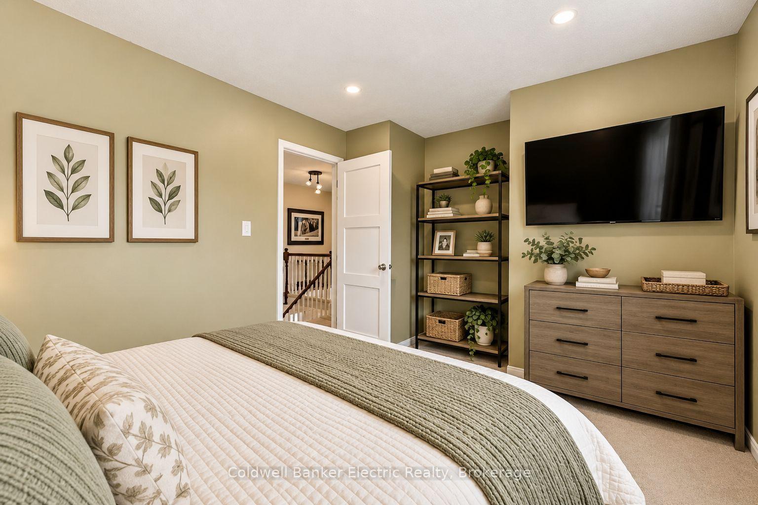 Photo 32 of 40 Stephen Avenue, Clarington, Courtice — HOMEH