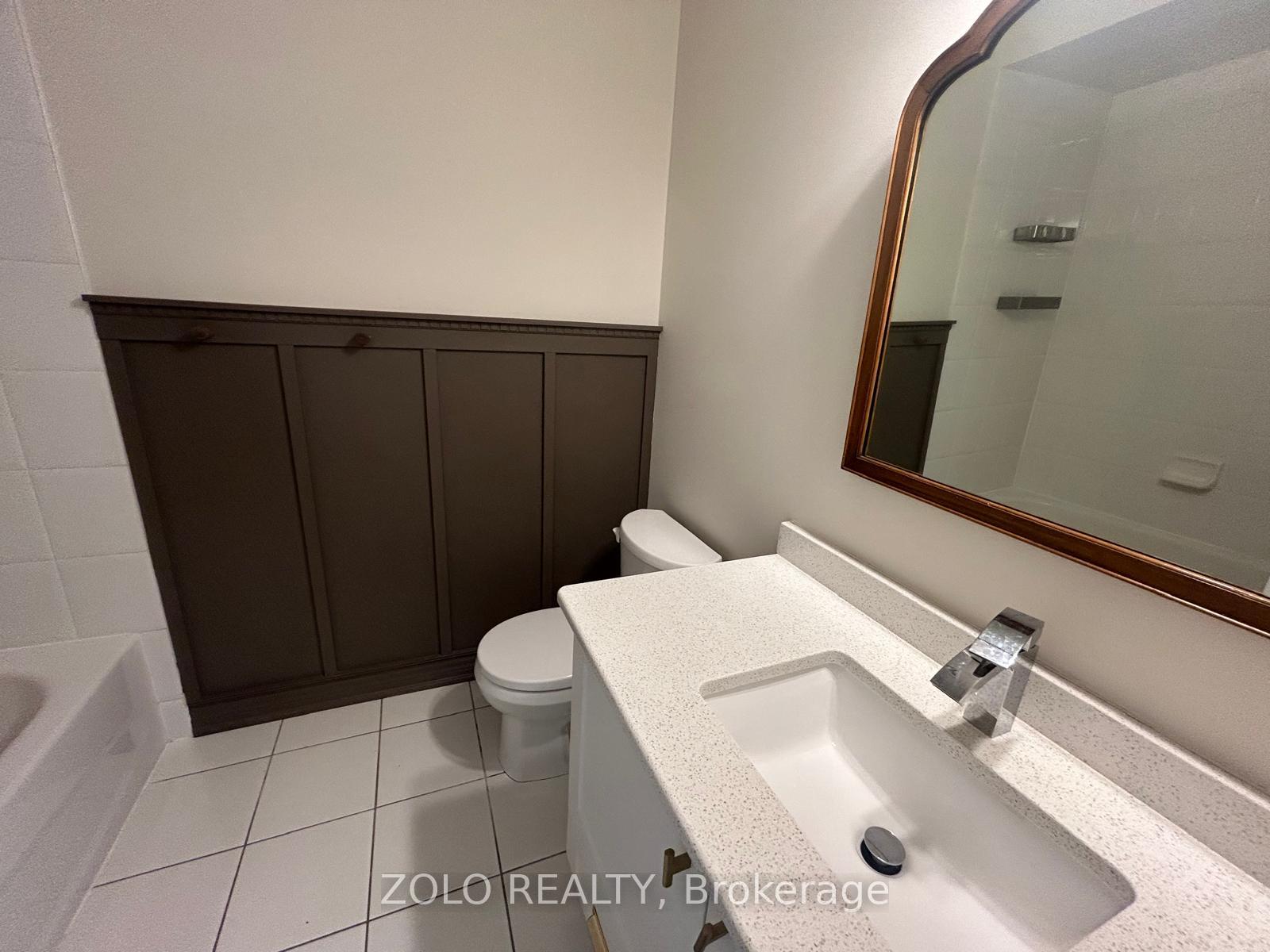 Photo 11 of Unit 306, 263 Georgian Drive, Oakville, River Oaks — HOMEH