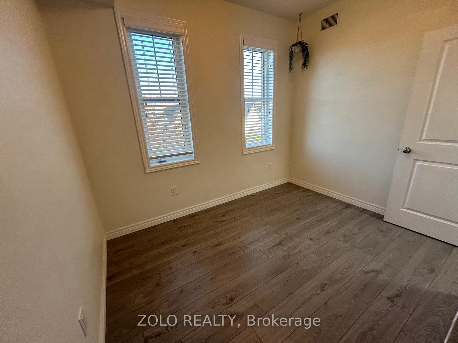 Photo 14 of Unit 306, 263 Georgian Drive, Oakville, River Oaks — HOMEH