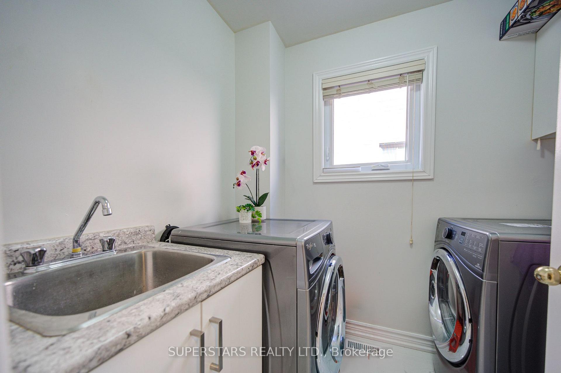 Photo 12 of 75 Marydale Avenue, Markham, Middlefield — HOMEH