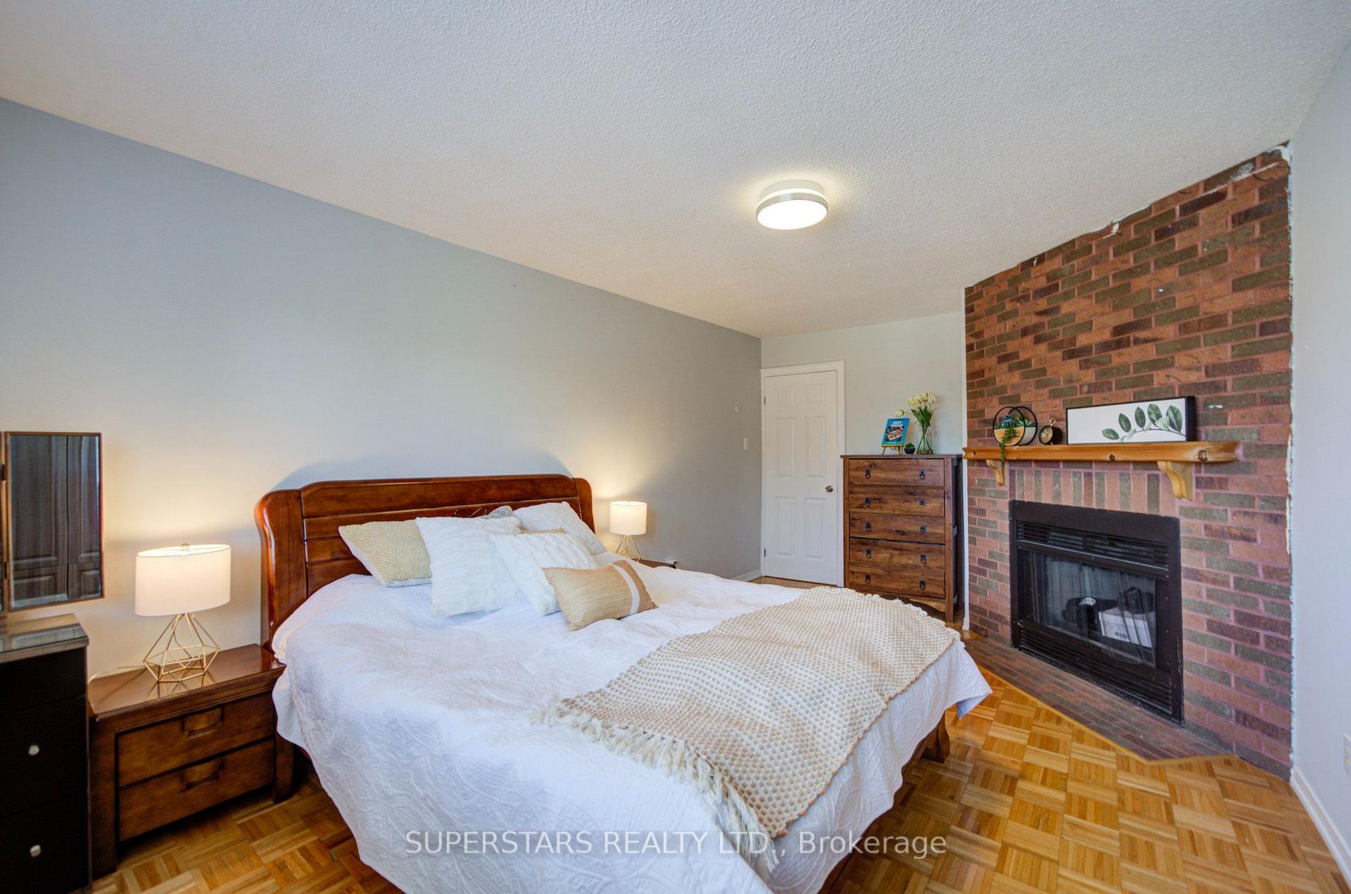 Photo 15 of 75 Marydale Avenue, Markham, Middlefield — HOMEH