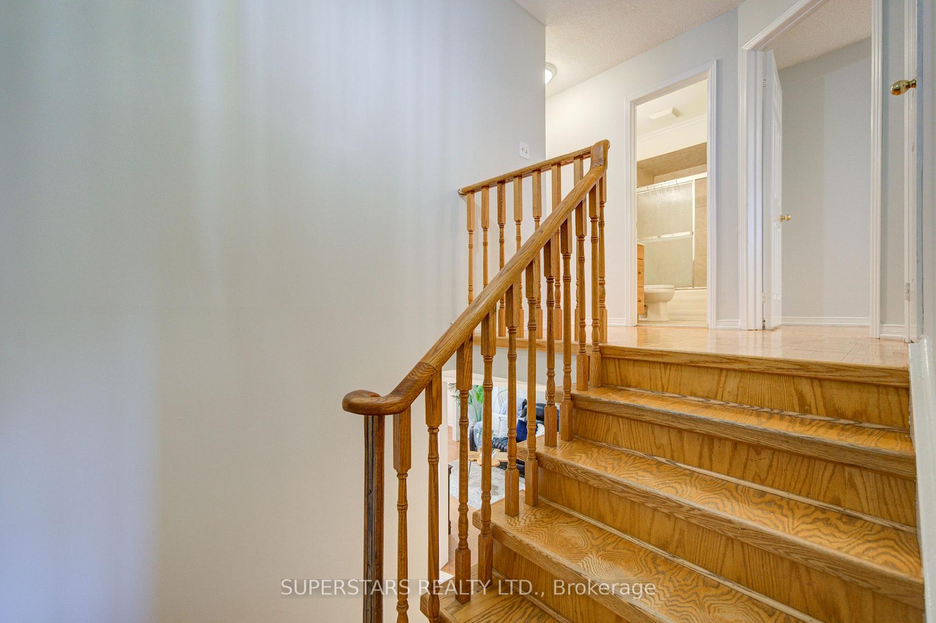 Photo 16 of 75 Marydale Avenue, Markham, Middlefield — HOMEH
