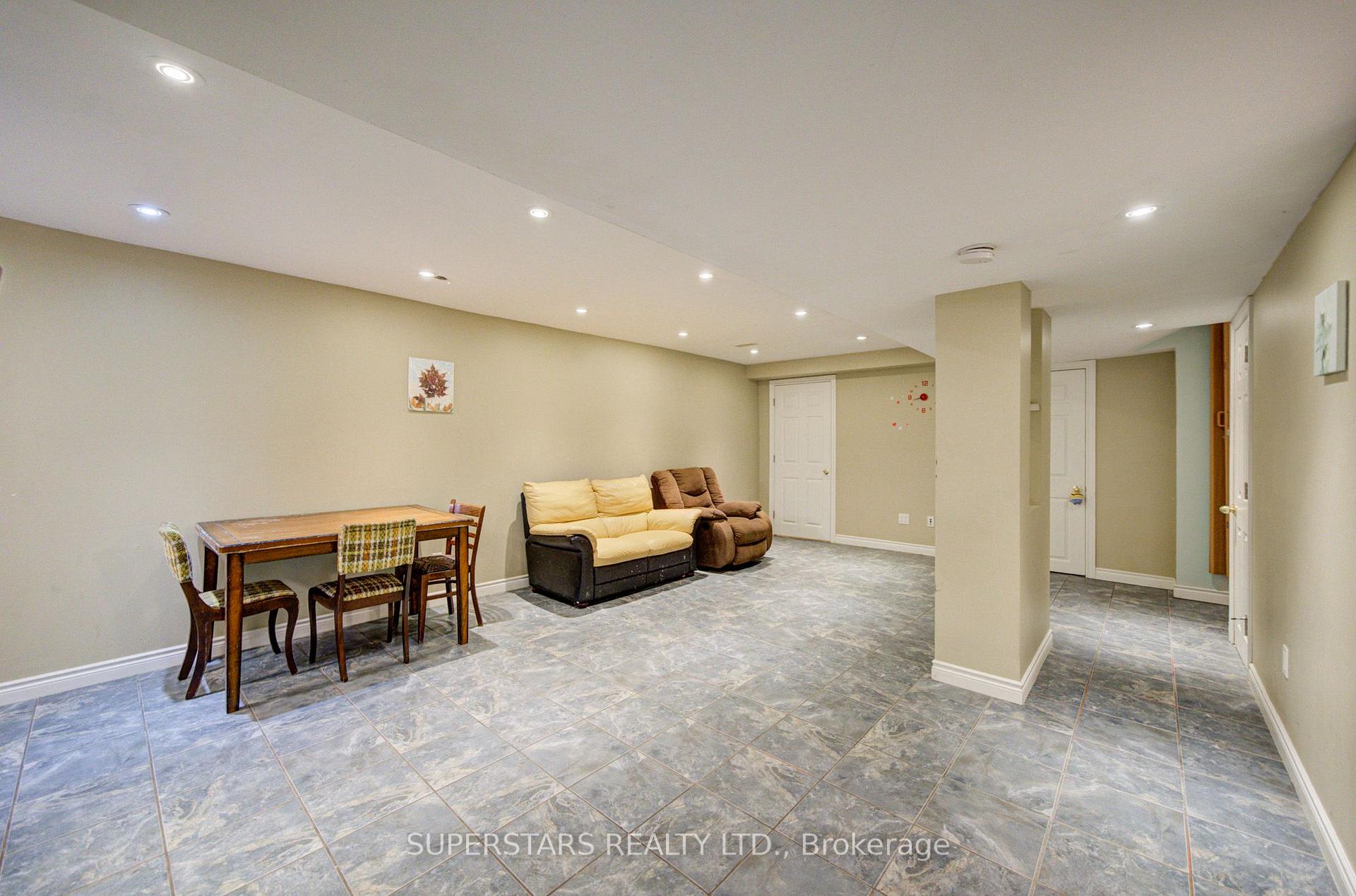 Photo 33 of 75 Marydale Avenue, Markham, Middlefield — HOMEH
